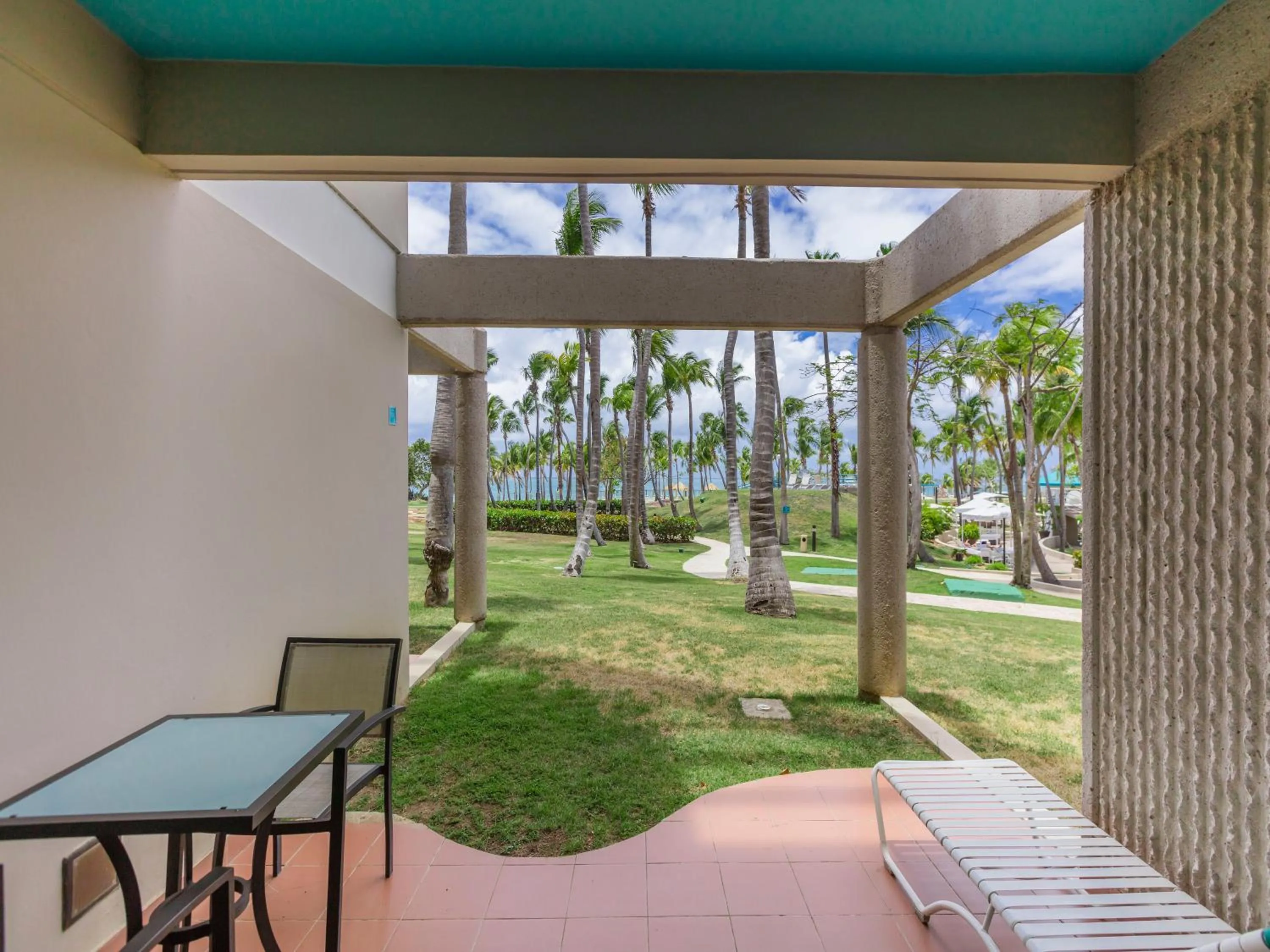 Patio in Hilton Ponce Golf & Casino Resort