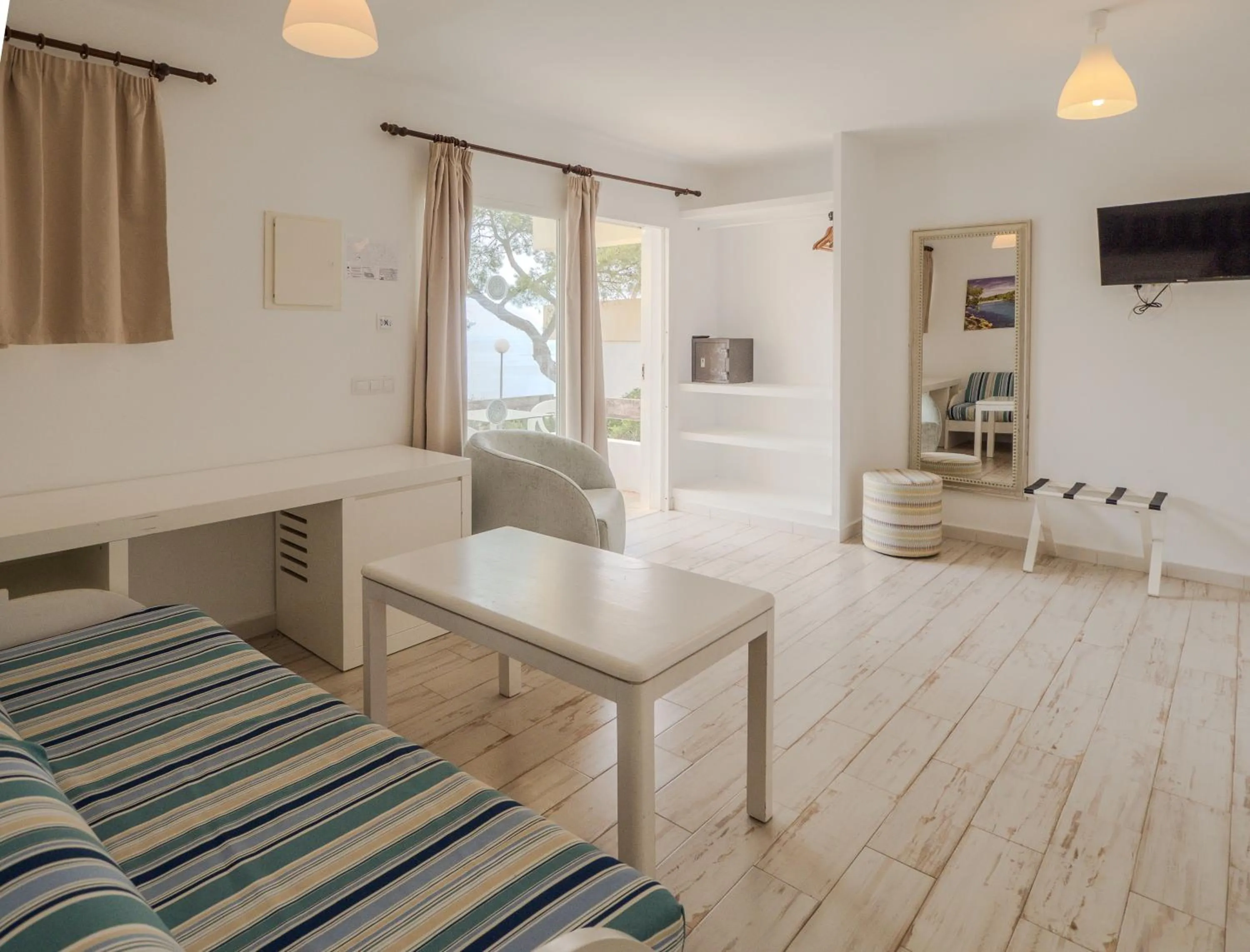 Property building, Bed in Sun Club El Dorado - All Inclusive