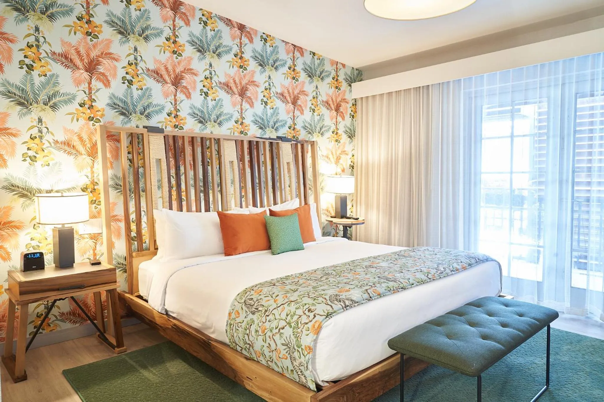 Bedroom, Bed in Lennox Miami Beach