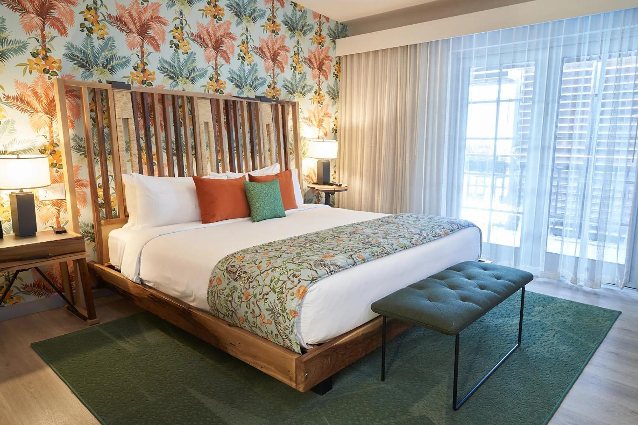 Bed in Lennox Miami Beach