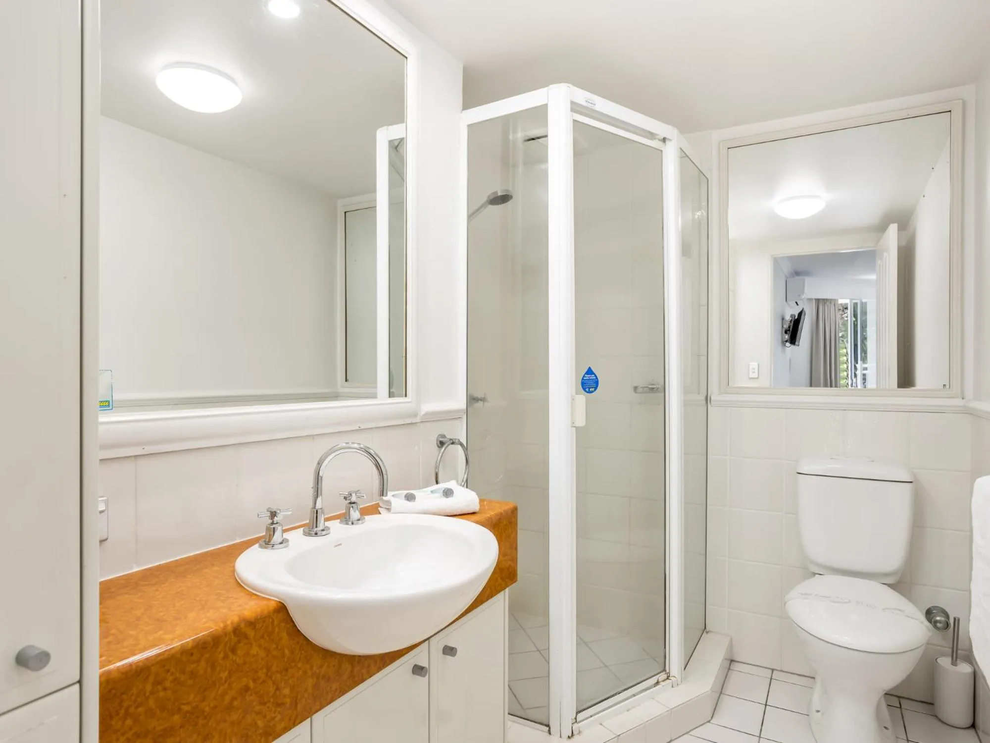 Bathroom in ULTIQA Burleigh Mediterranean Resort