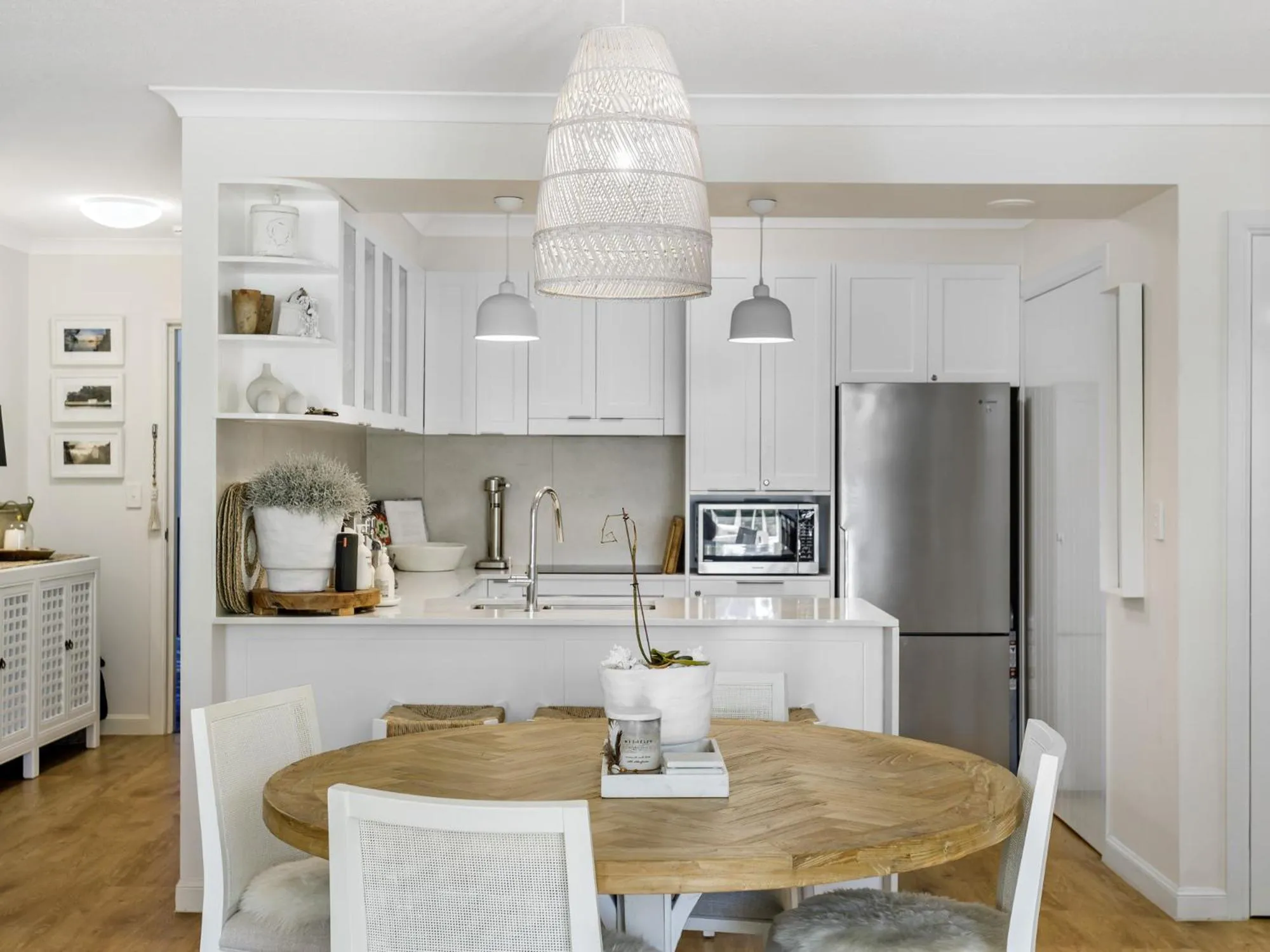 Kitchen or kitchenette in ULTIQA Burleigh Mediterranean Resort