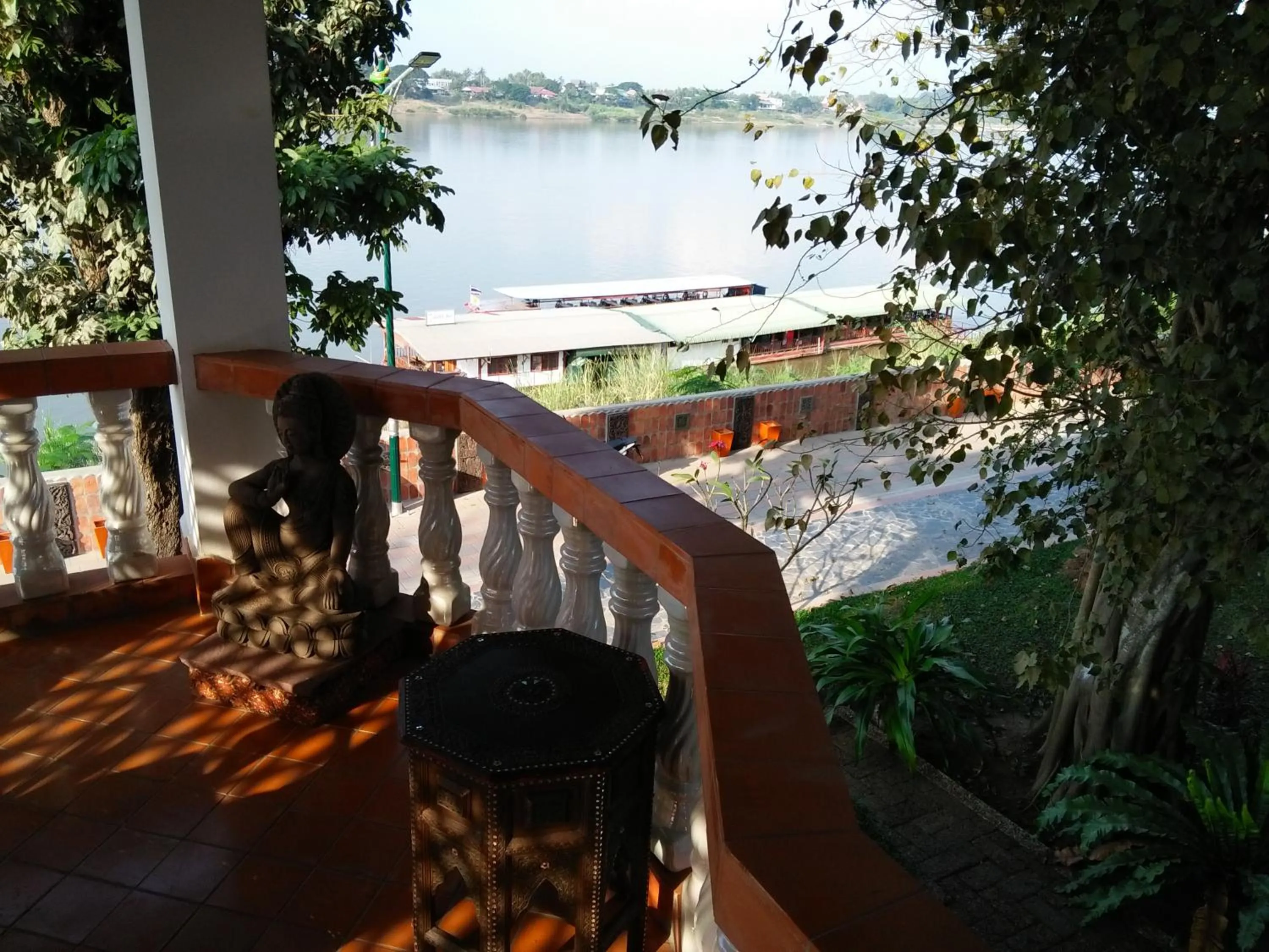 Day in Mut Mee Garden Guest House