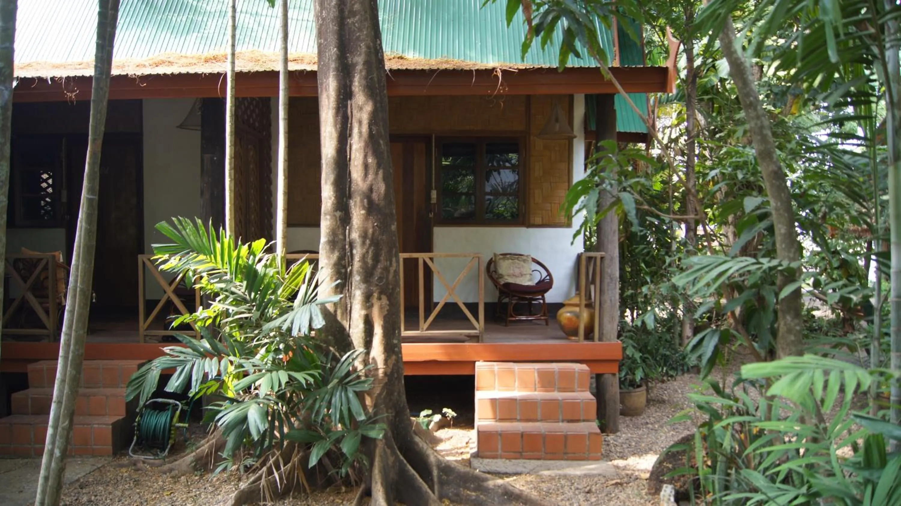 Balcony/Terrace in Mut Mee Garden Guest House