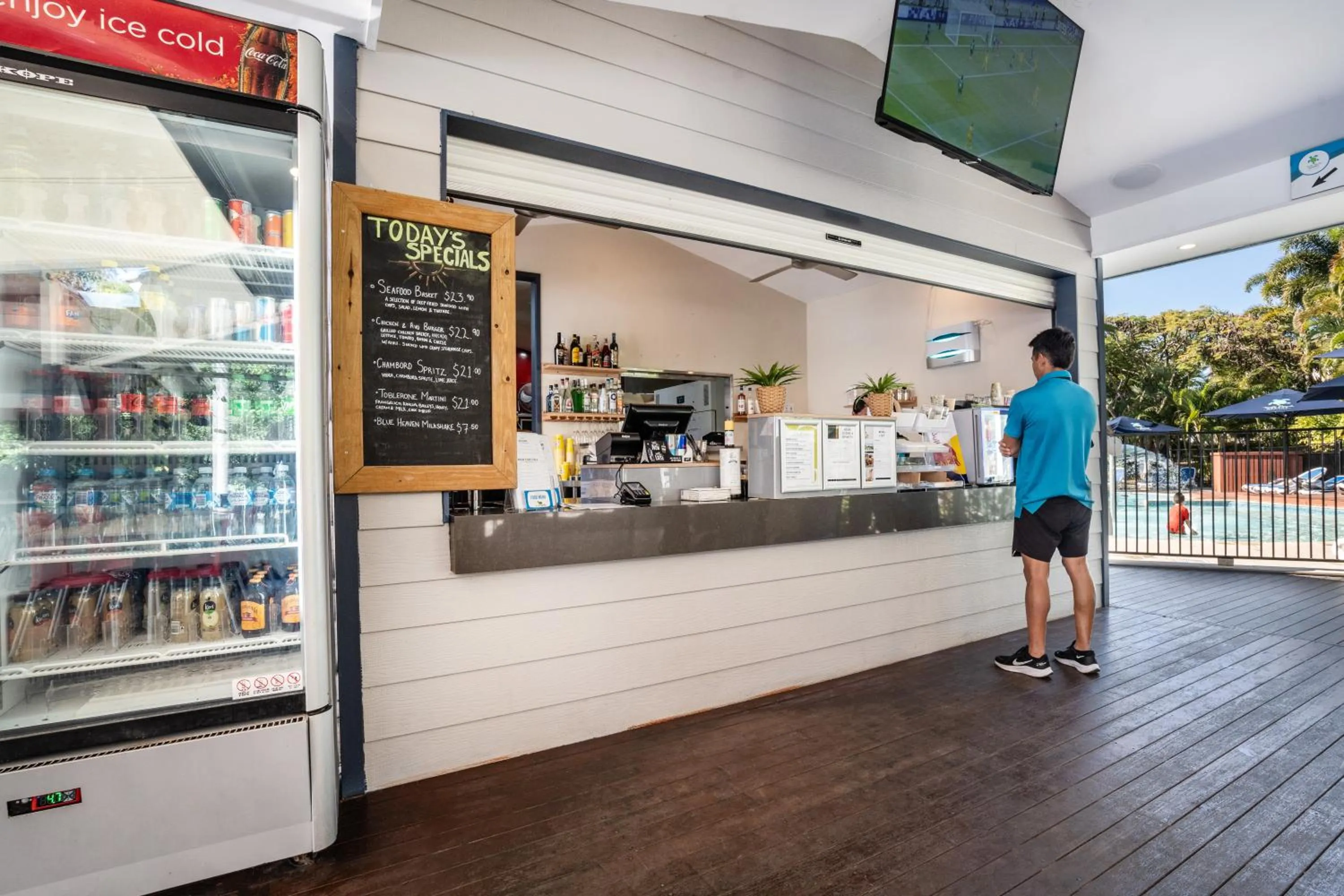 Restaurant/places to eat in Turtle Beach Resort