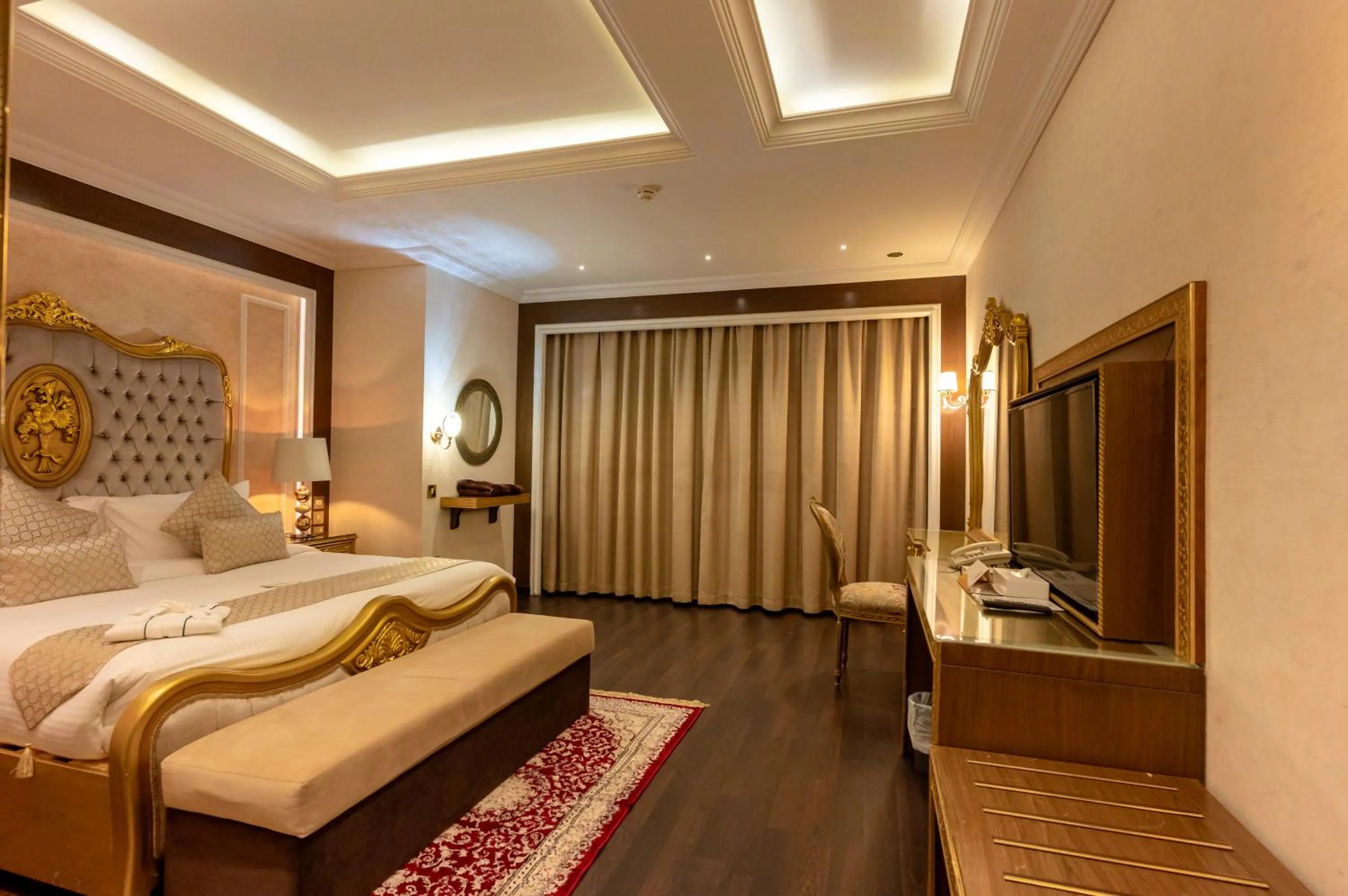 Bedroom, Bed in Ras Al Khaimah Hotel