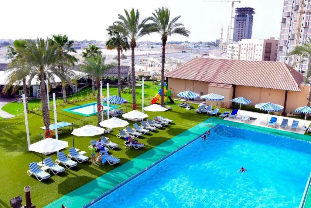 Swimming pool in Ras Al Khaimah Hotel
