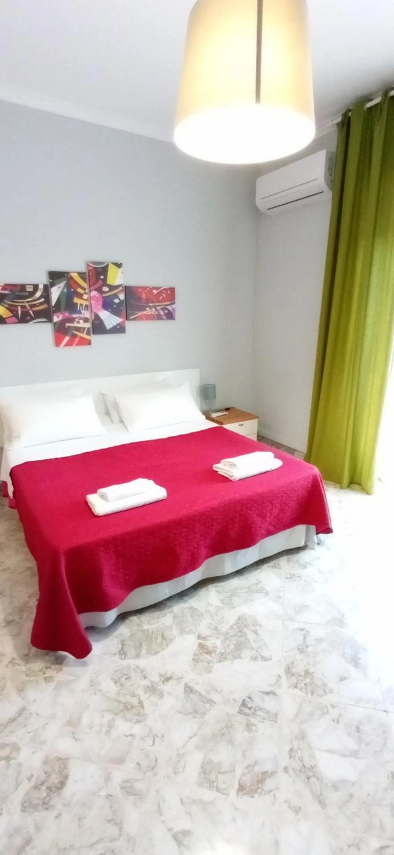 Bed in ROOM 110 BARI -guesthouse-