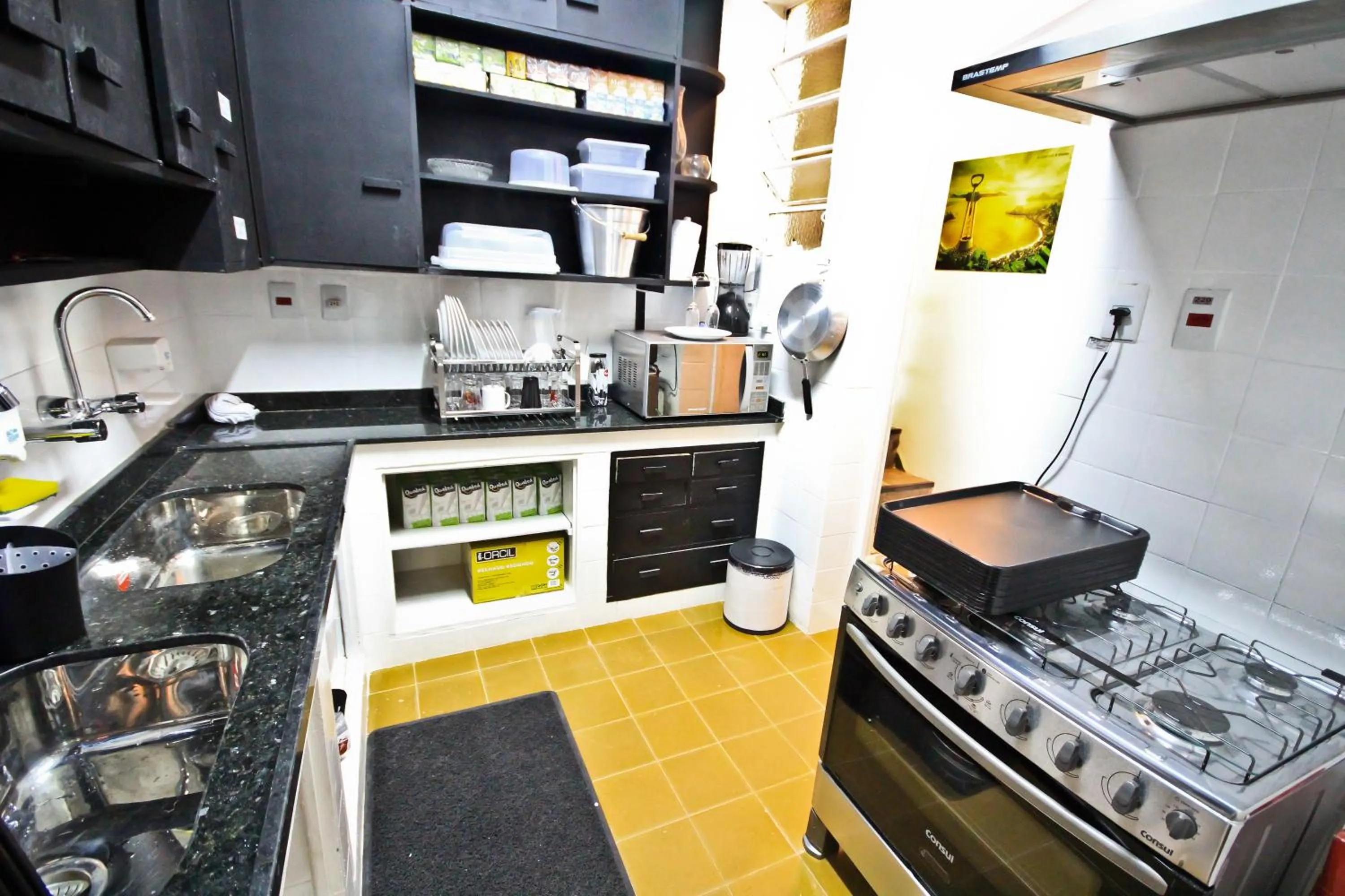 Kitchen or kitchenette in Rio Deal Guest House