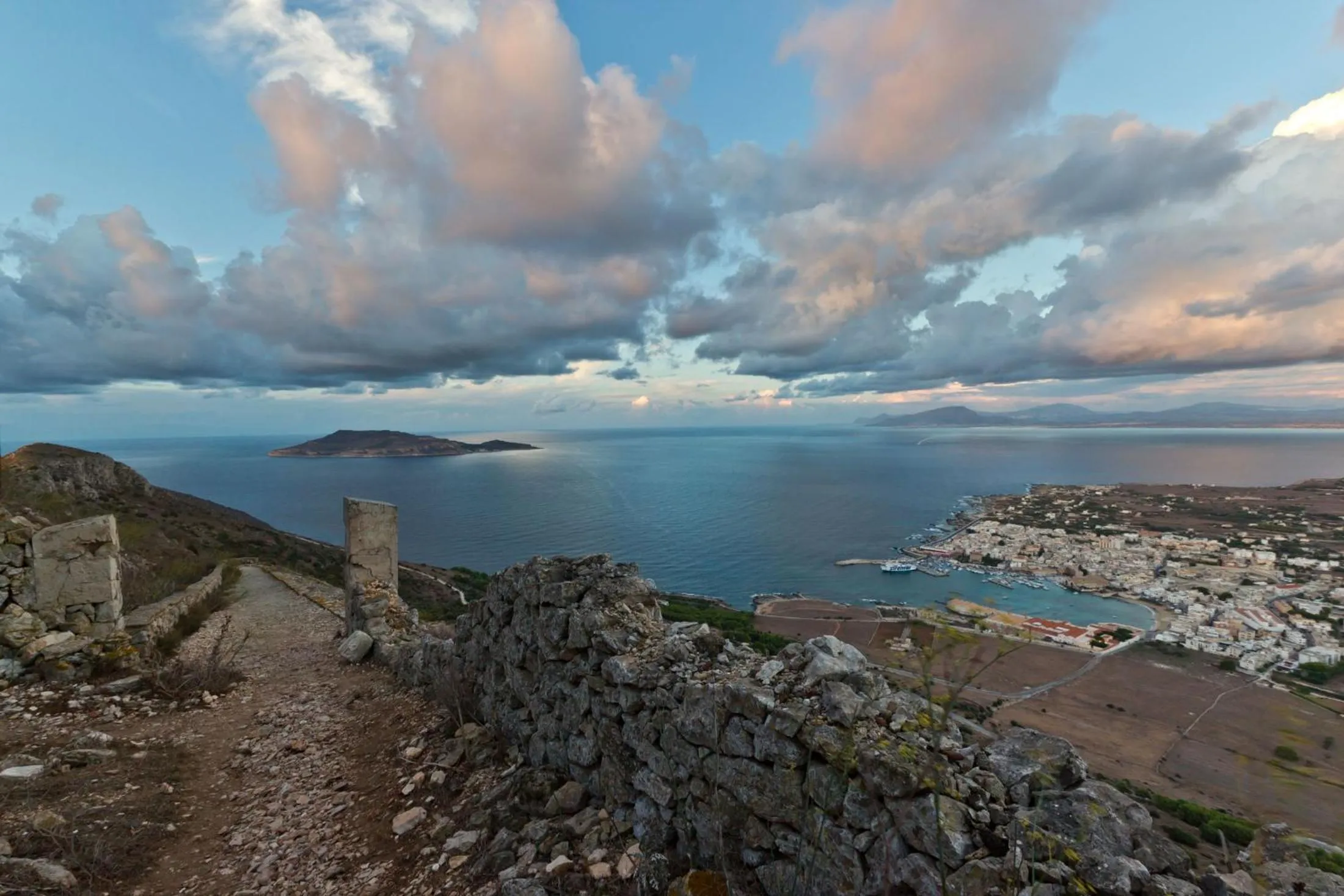 Property building in Geco Resort