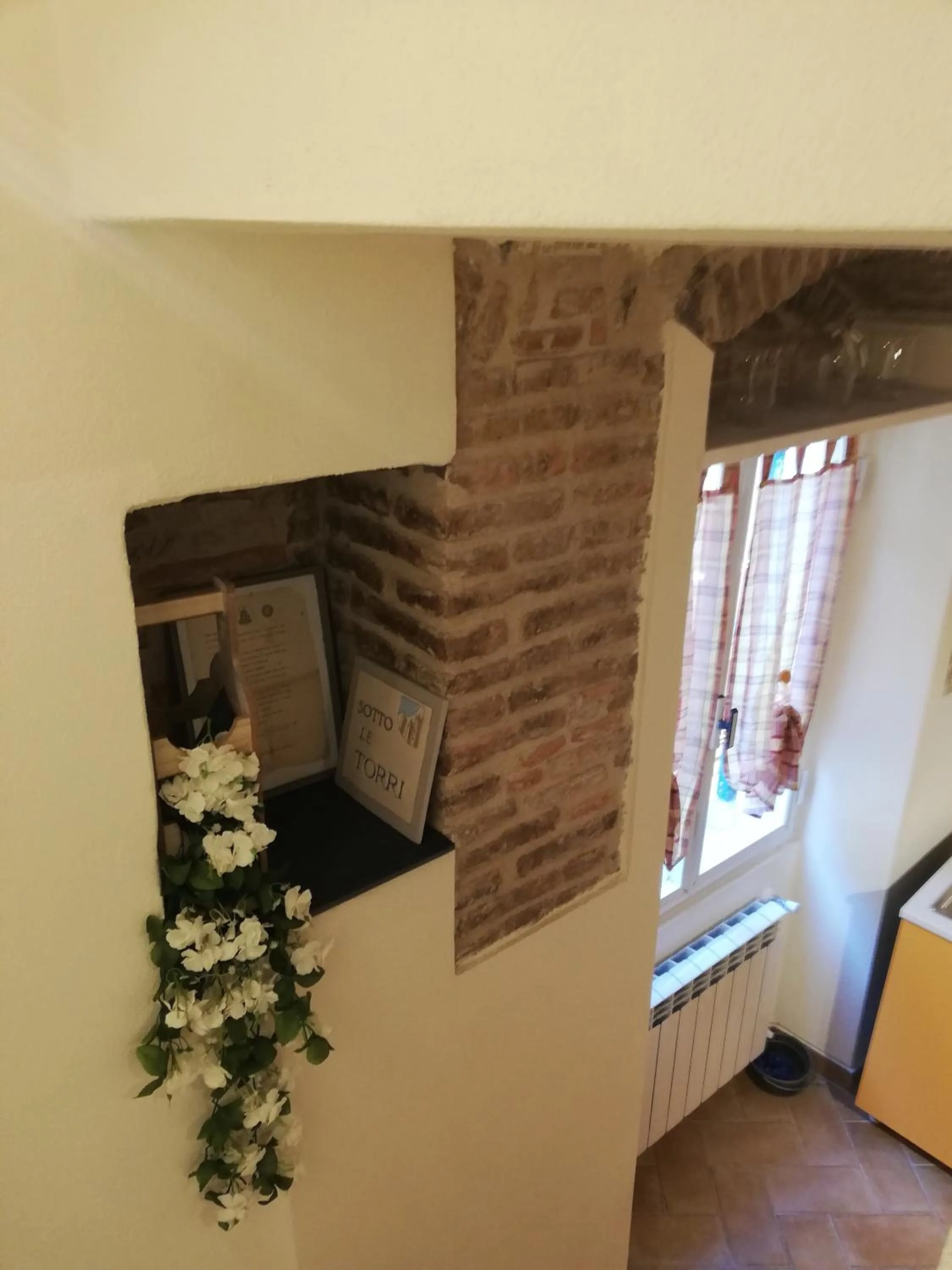 Decorative detail in b&b sotto le torri