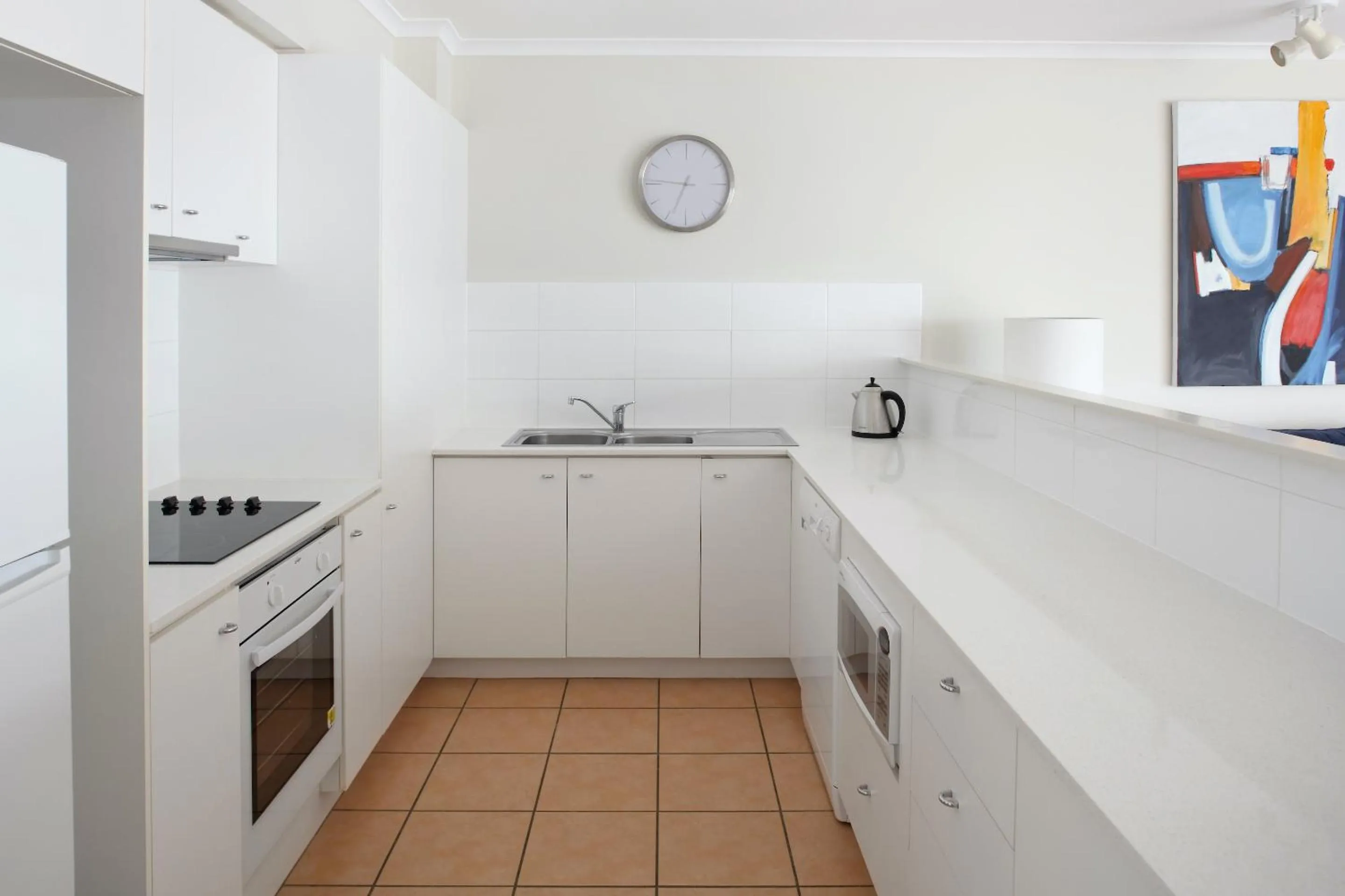 Kitchen or kitchenette in Serenity Apartments Noosa