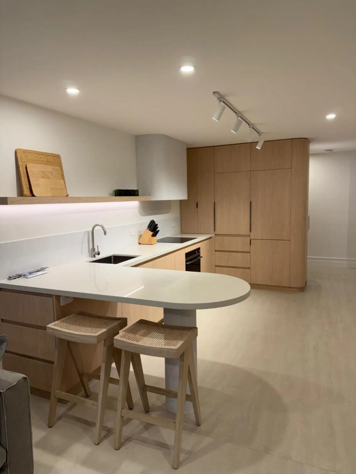 Kitchen or kitchenette in Serenity Apartments Noosa