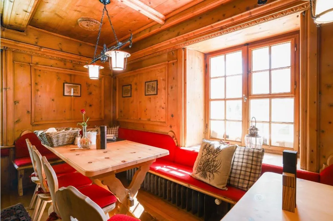 Restaurant/places to eat in Gasthaus & Hotel Berninahaus