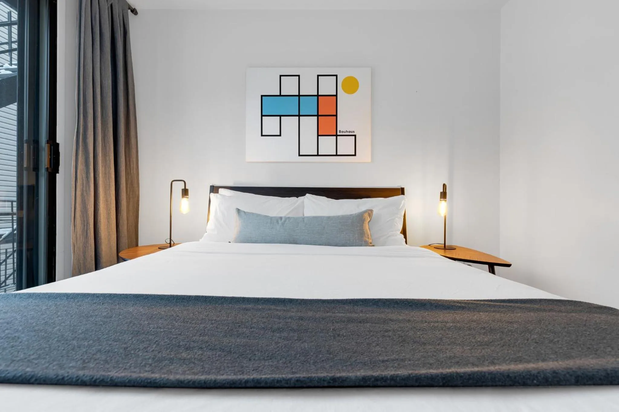 Bed in LiV MTL Urban