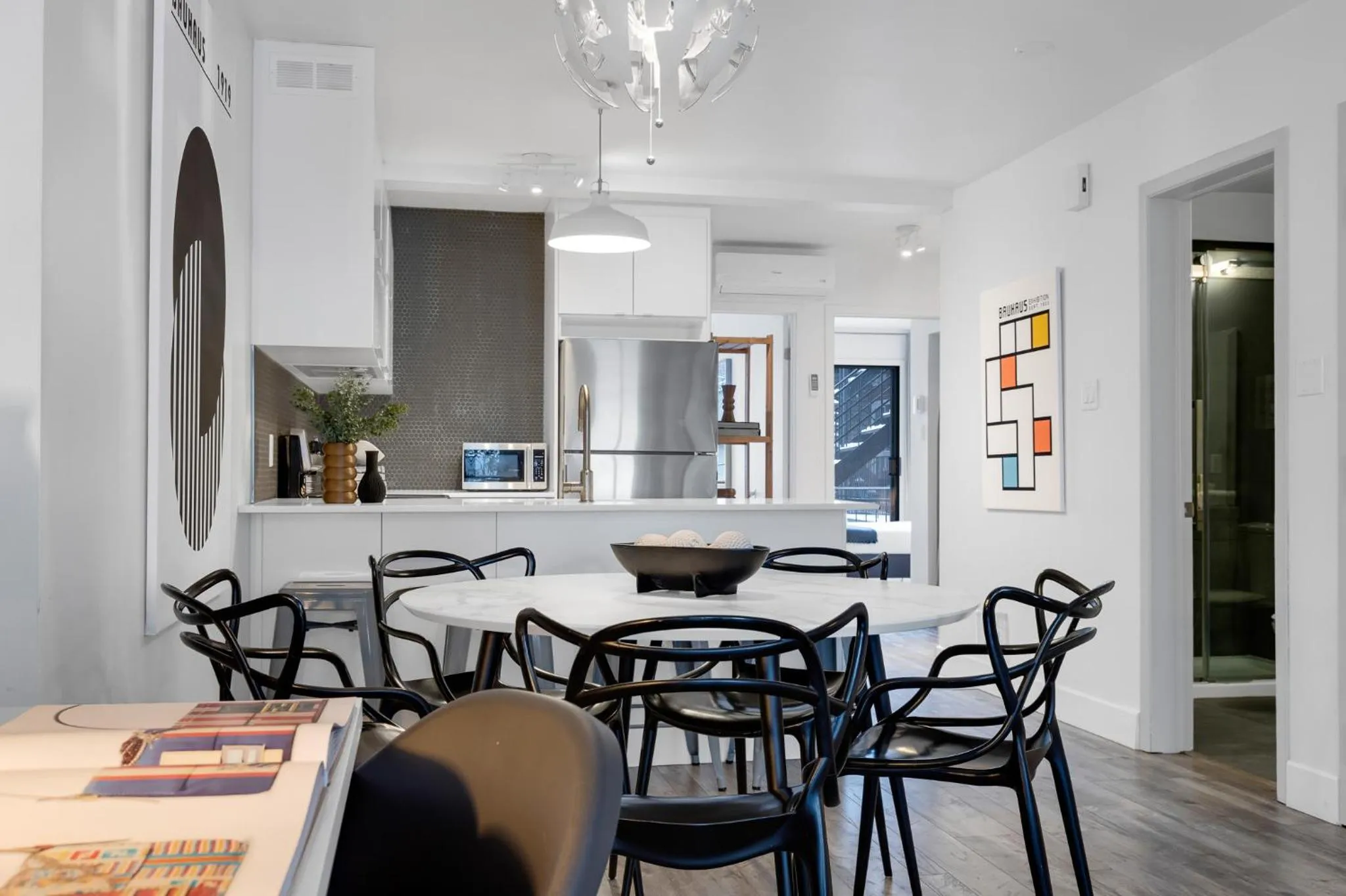 Kitchen or kitchenette in LiV MTL Urban