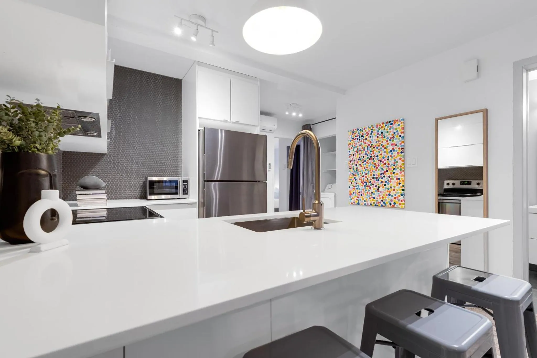 Kitchen or kitchenette in LiV MTL Urban