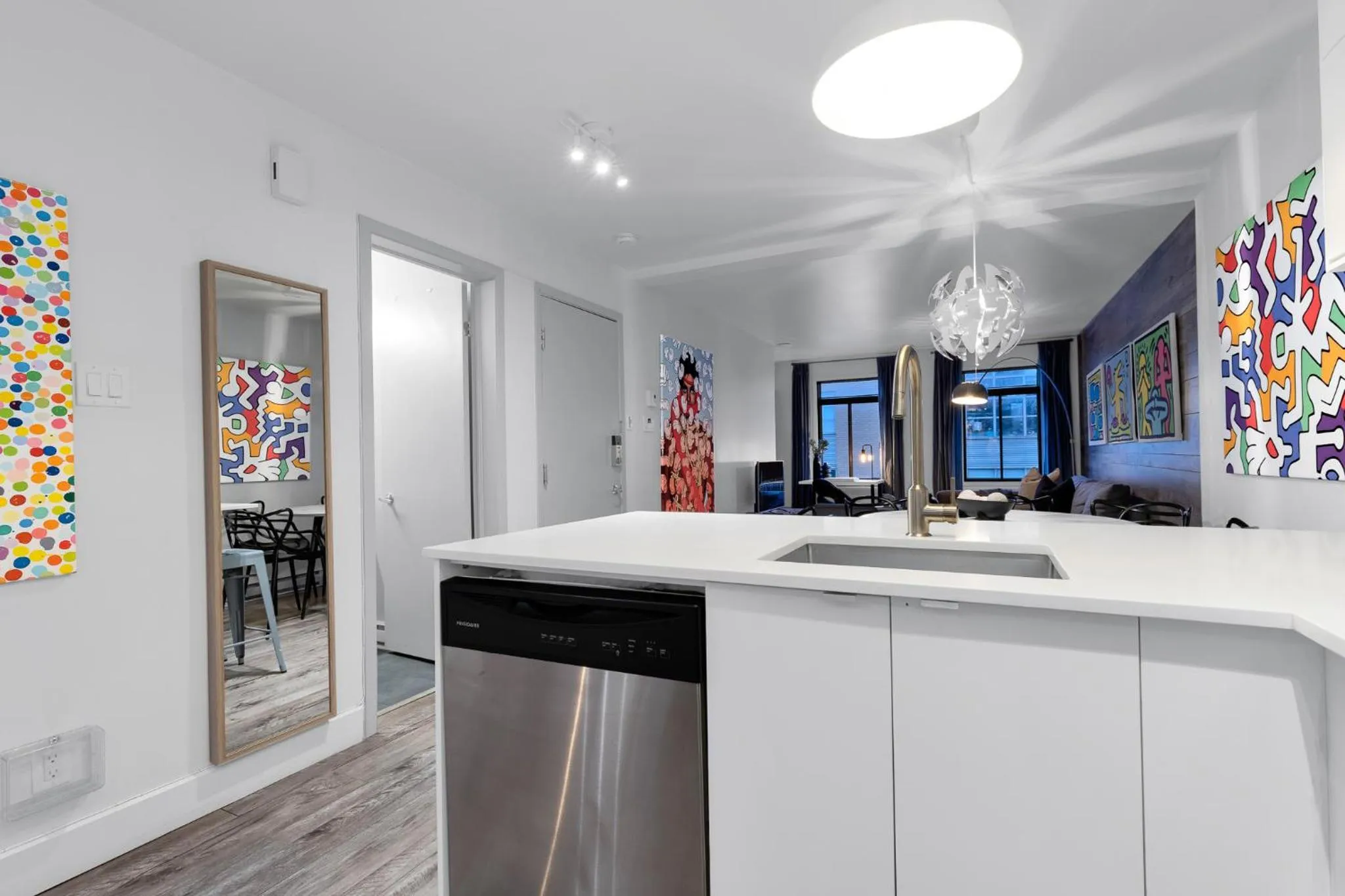 Kitchen or kitchenette in LiV MTL Urban