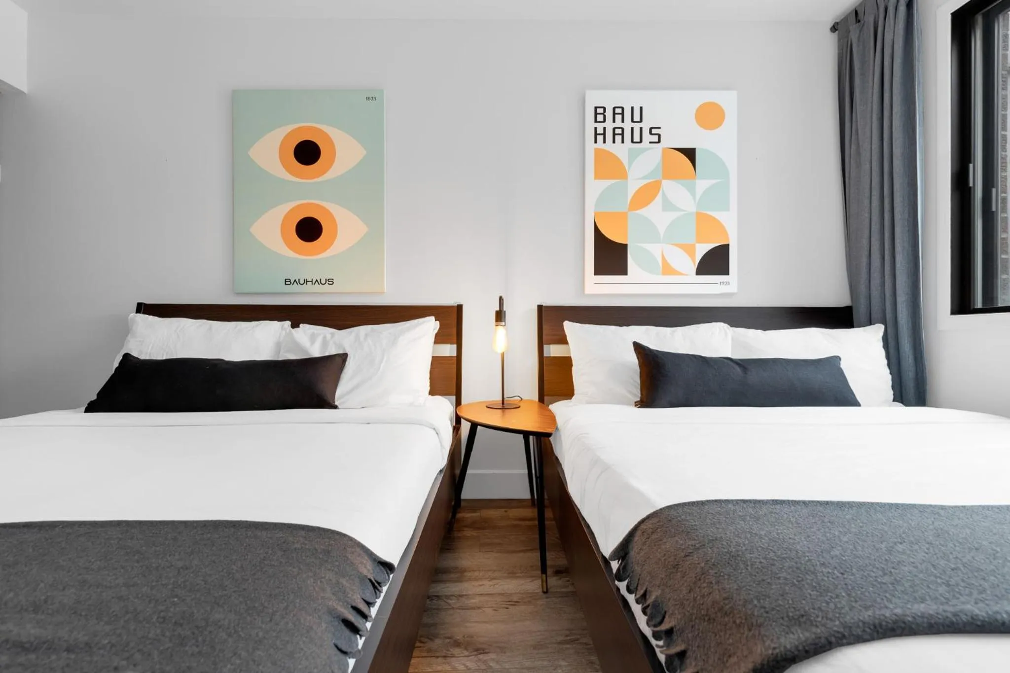 Bed in LiV MTL Urban