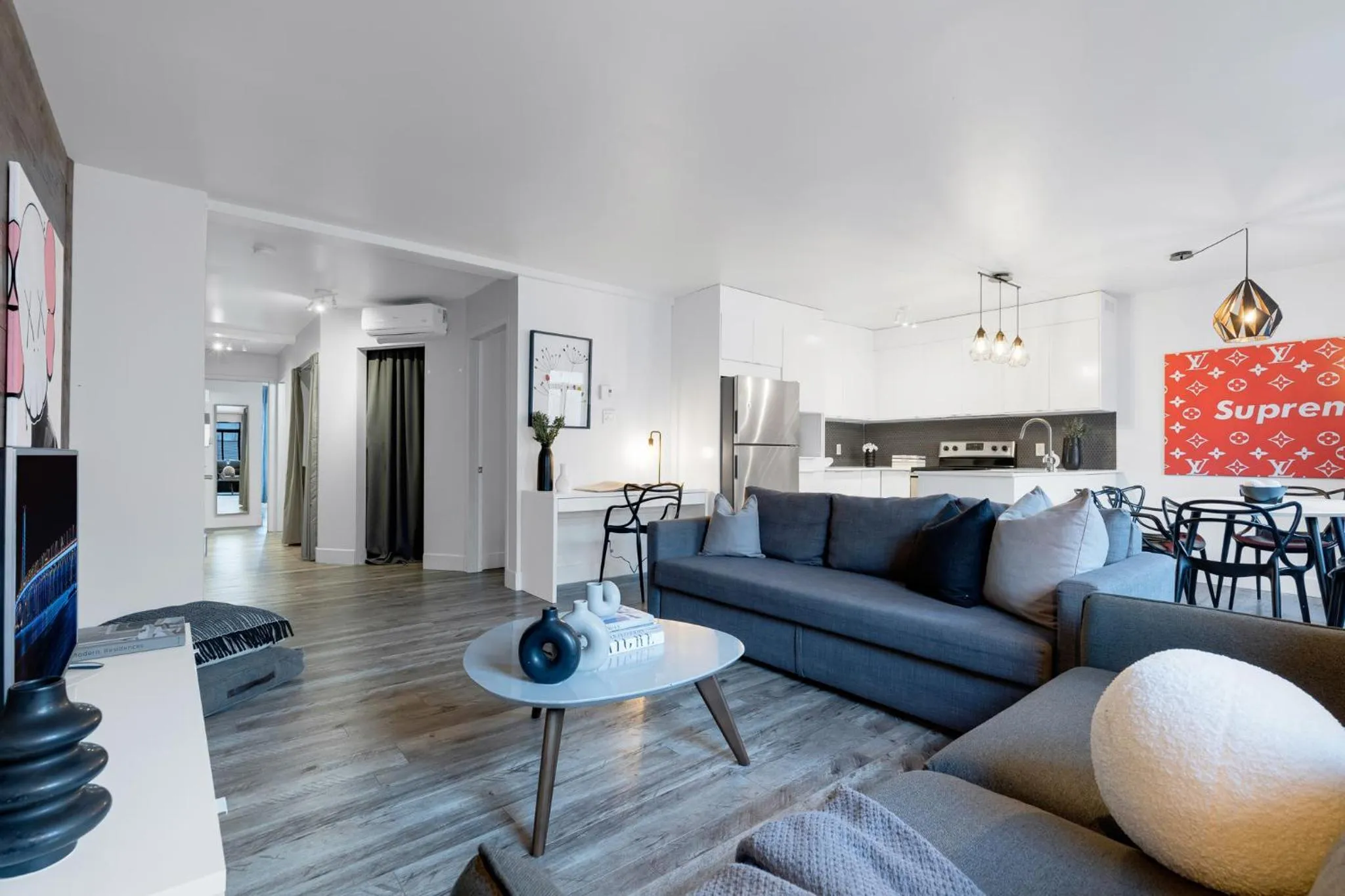 Kitchen or kitchenette in LiV MTL Urban