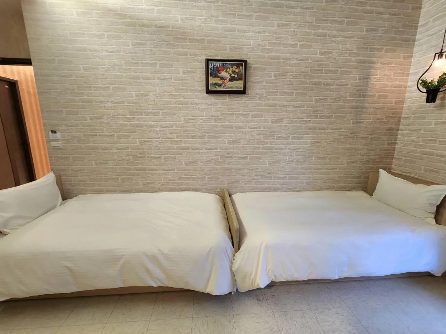 Bed in Jia-Jia Business Hotel