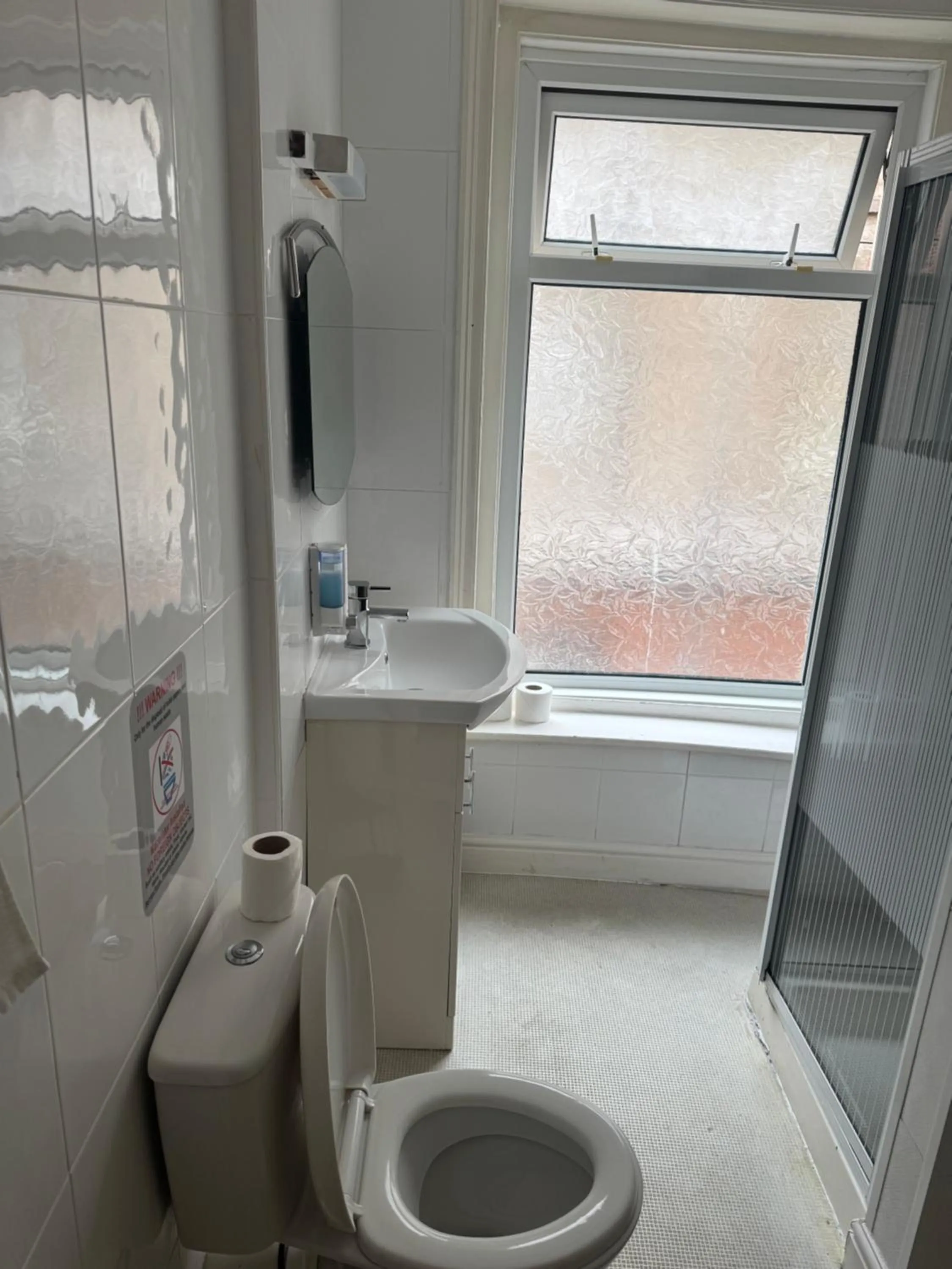 Shower in The Shores Hotel, Central Blackpool