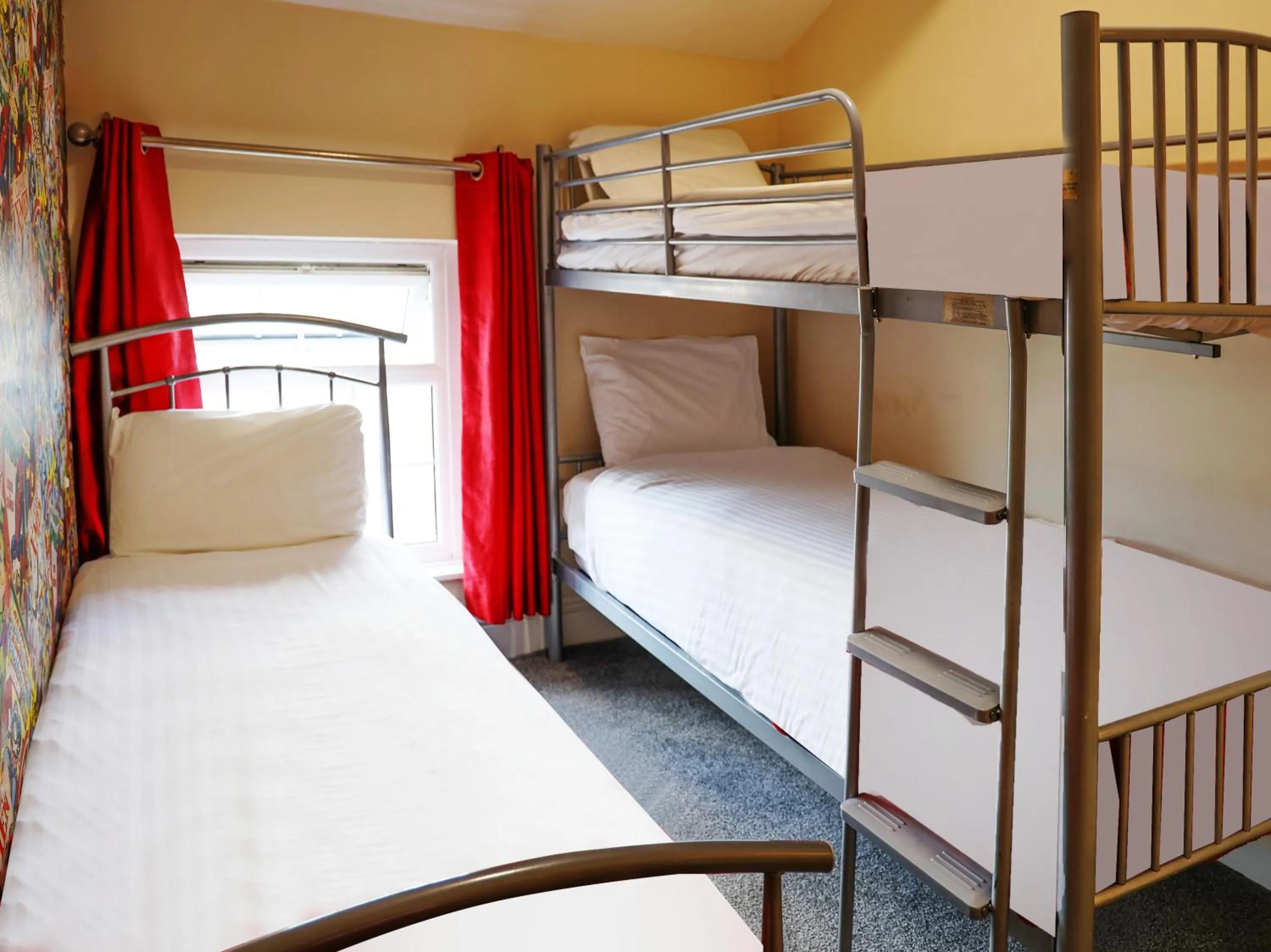 Standard Triple Room in The Shores Hotel, Central Blackpool