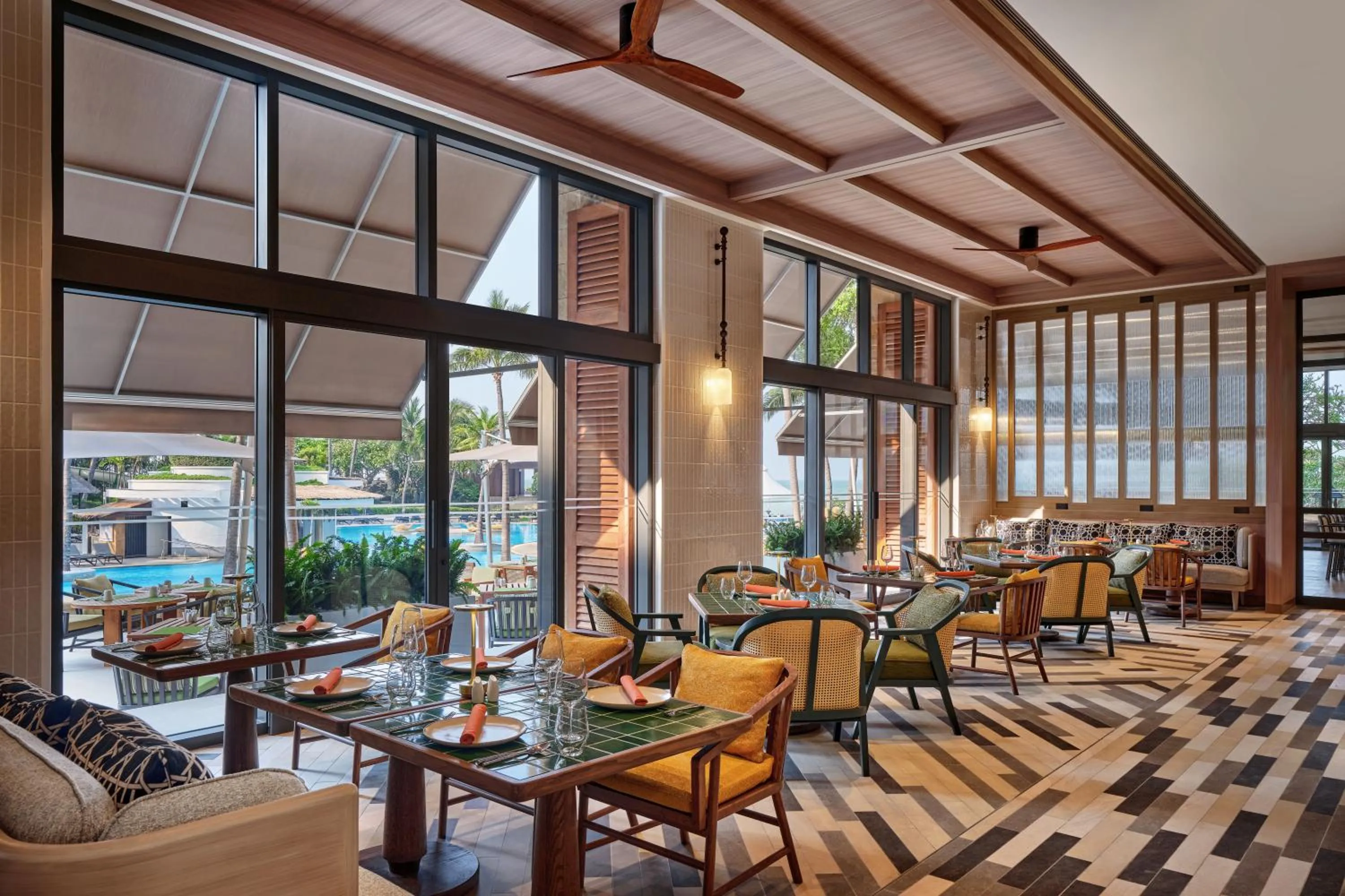 Restaurant/places to eat in Hilton Hua Hin Resort & Spa