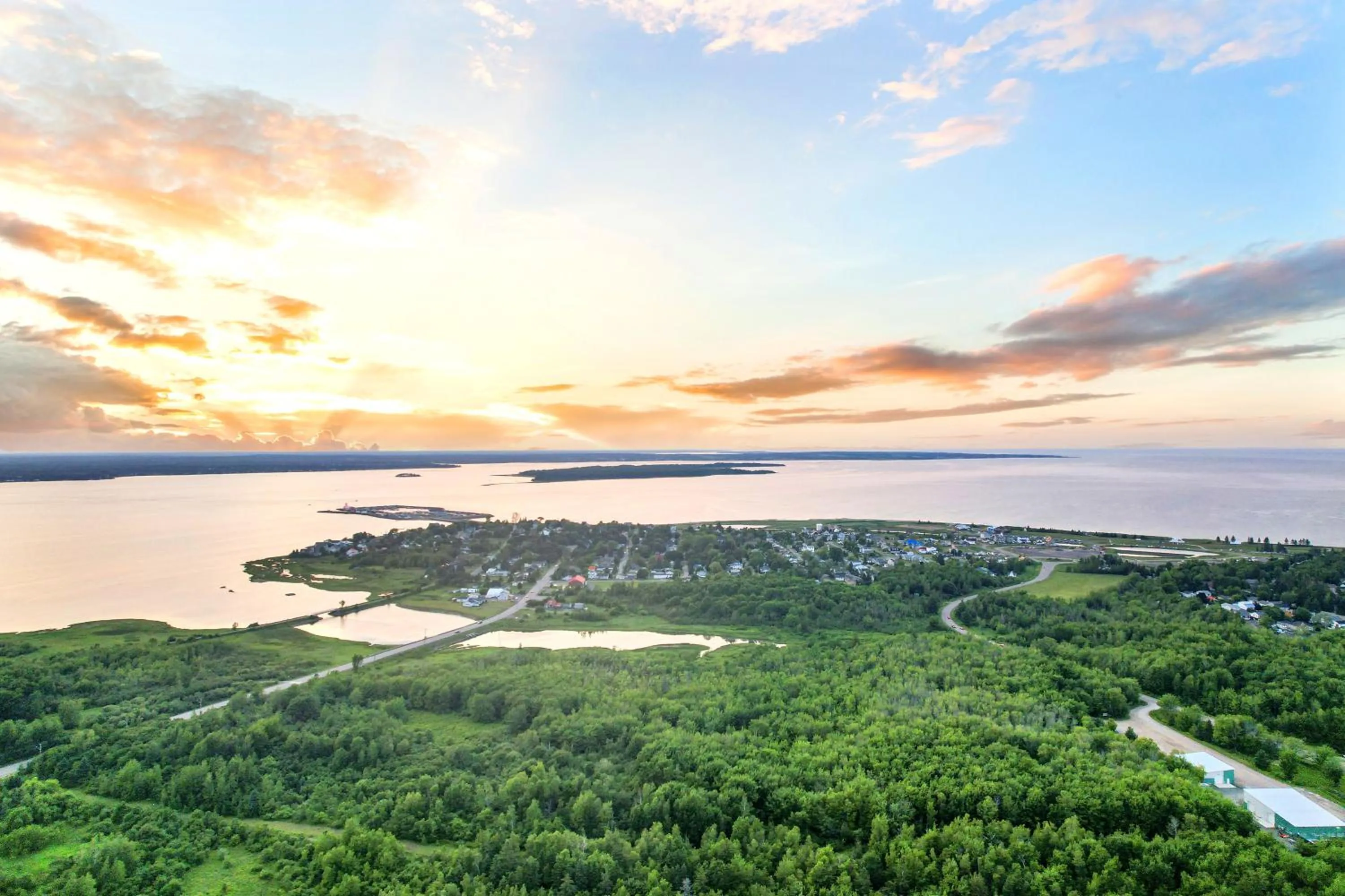 Bird's eye view in Shores Inn & Hotel