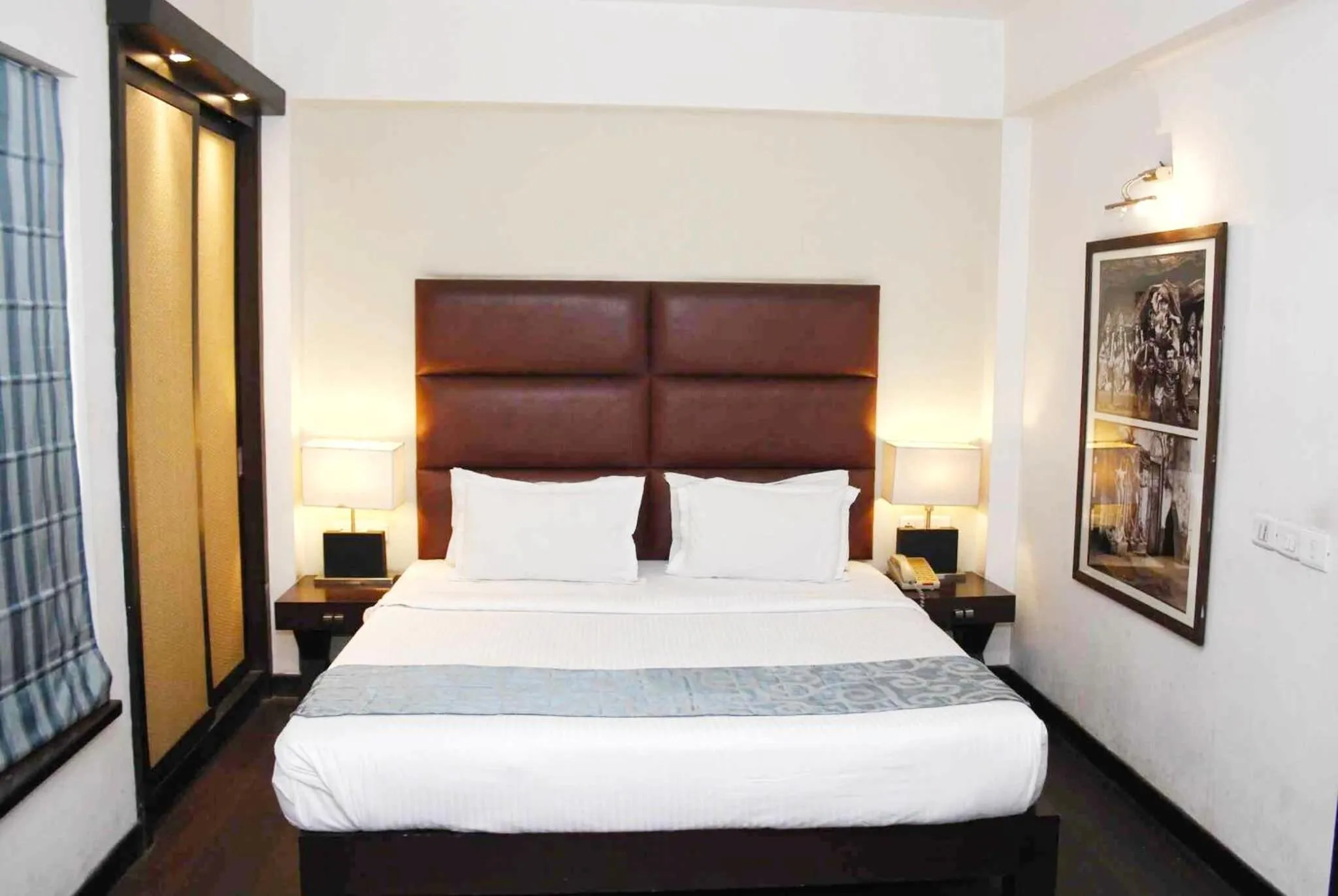 Bed in Hotel Metropole