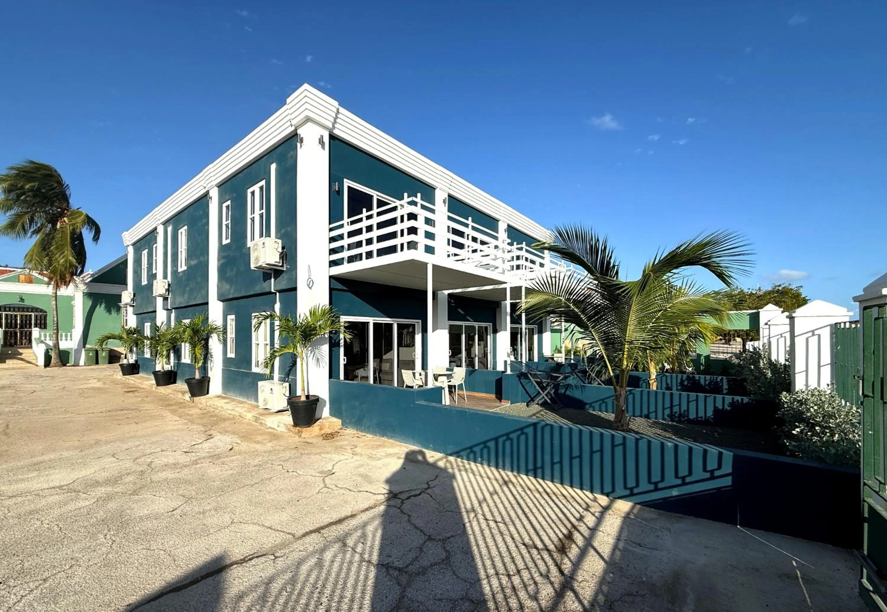 Property building in Villa Amalie & Villa Curiel