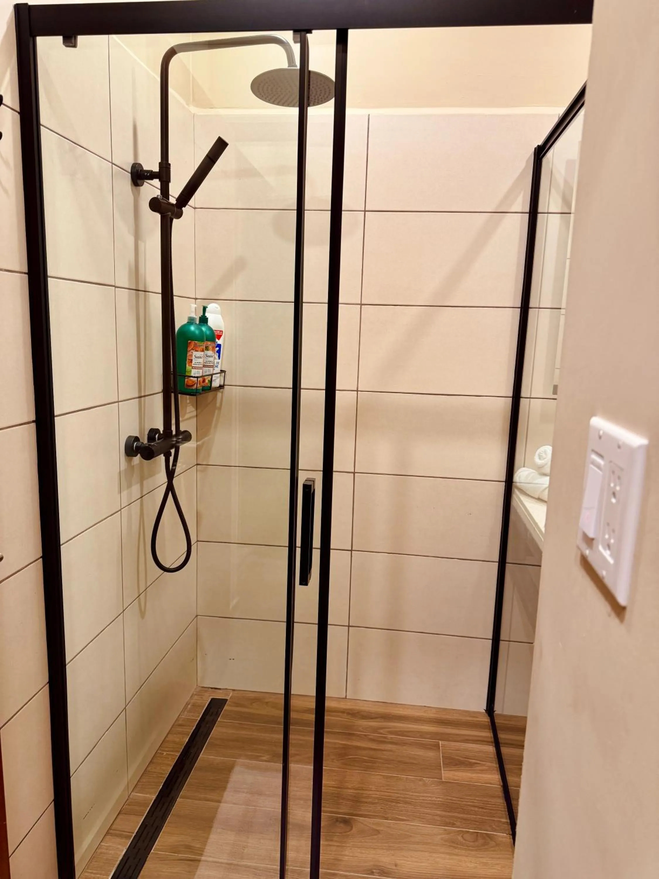 Shower in Villa Amalie & Villa Curiel