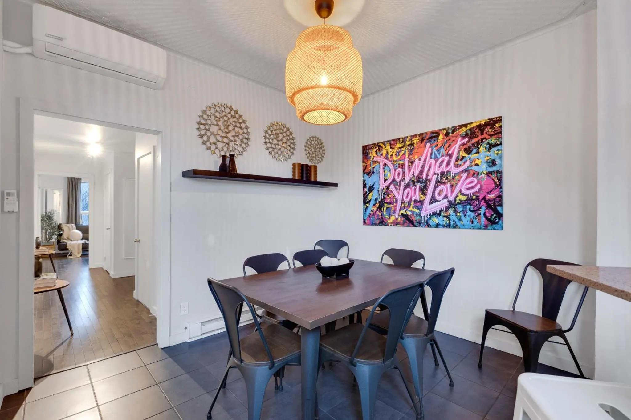 Living room in LiV MTL Avenue