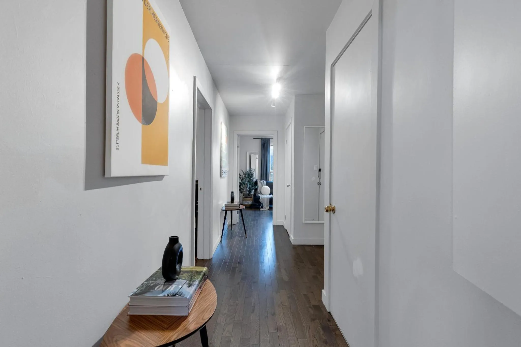 TV and multimedia in LiV MTL Avenue