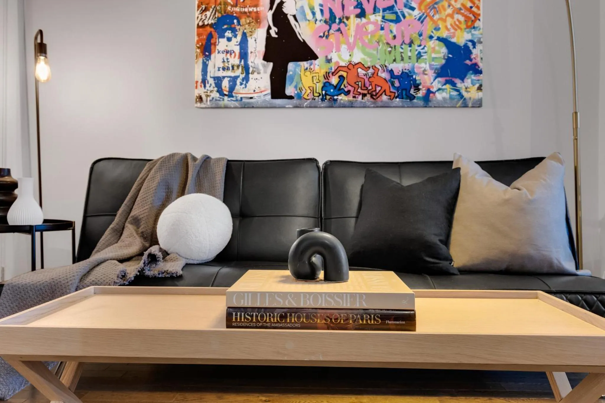 Living room in LiV MTL Avenue