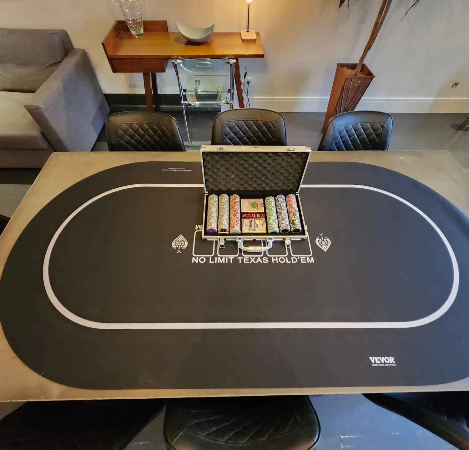 Game Room in LiV MTL Plato