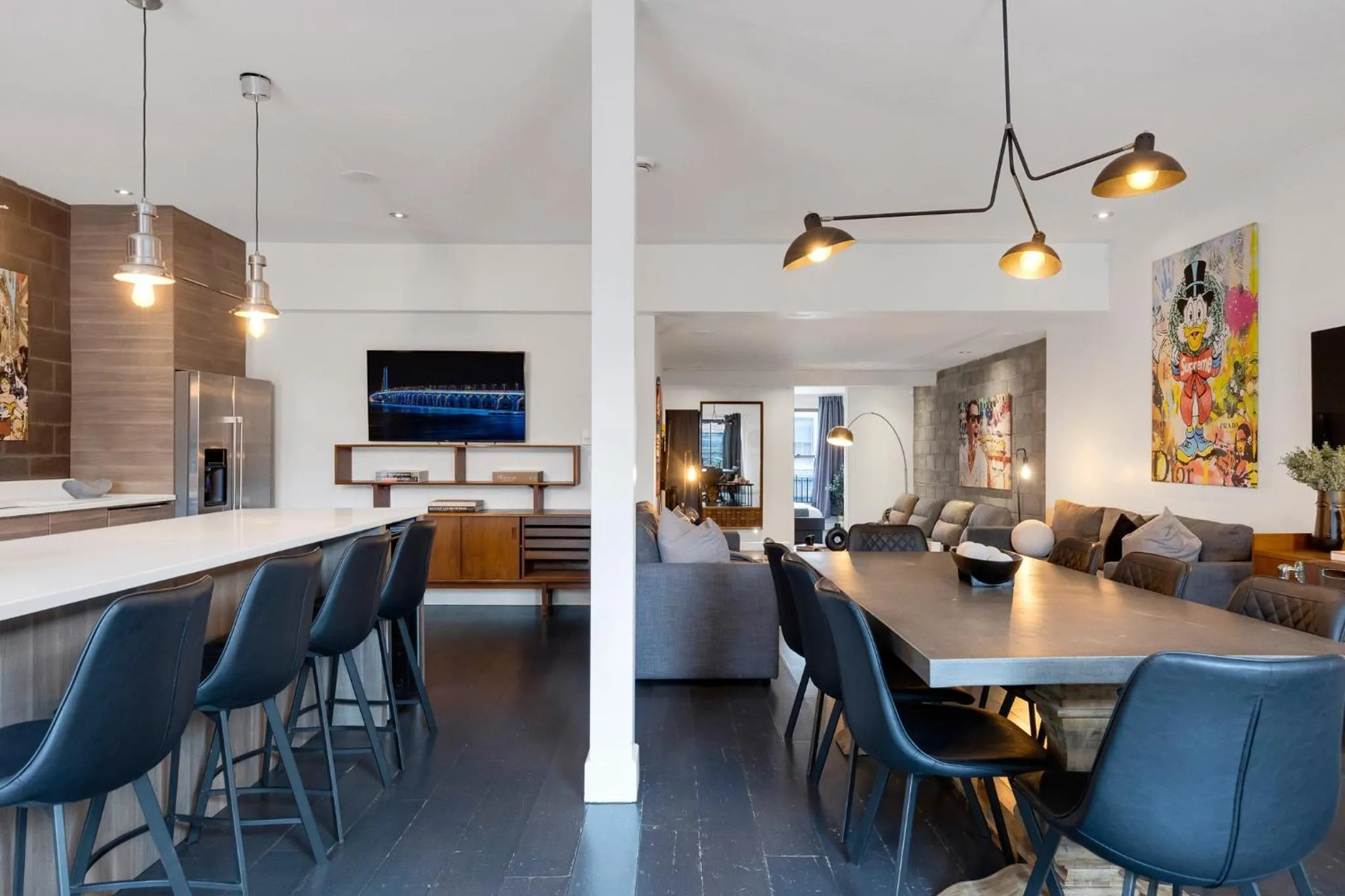 Communal lounge/ TV room in LiV MTL Plato