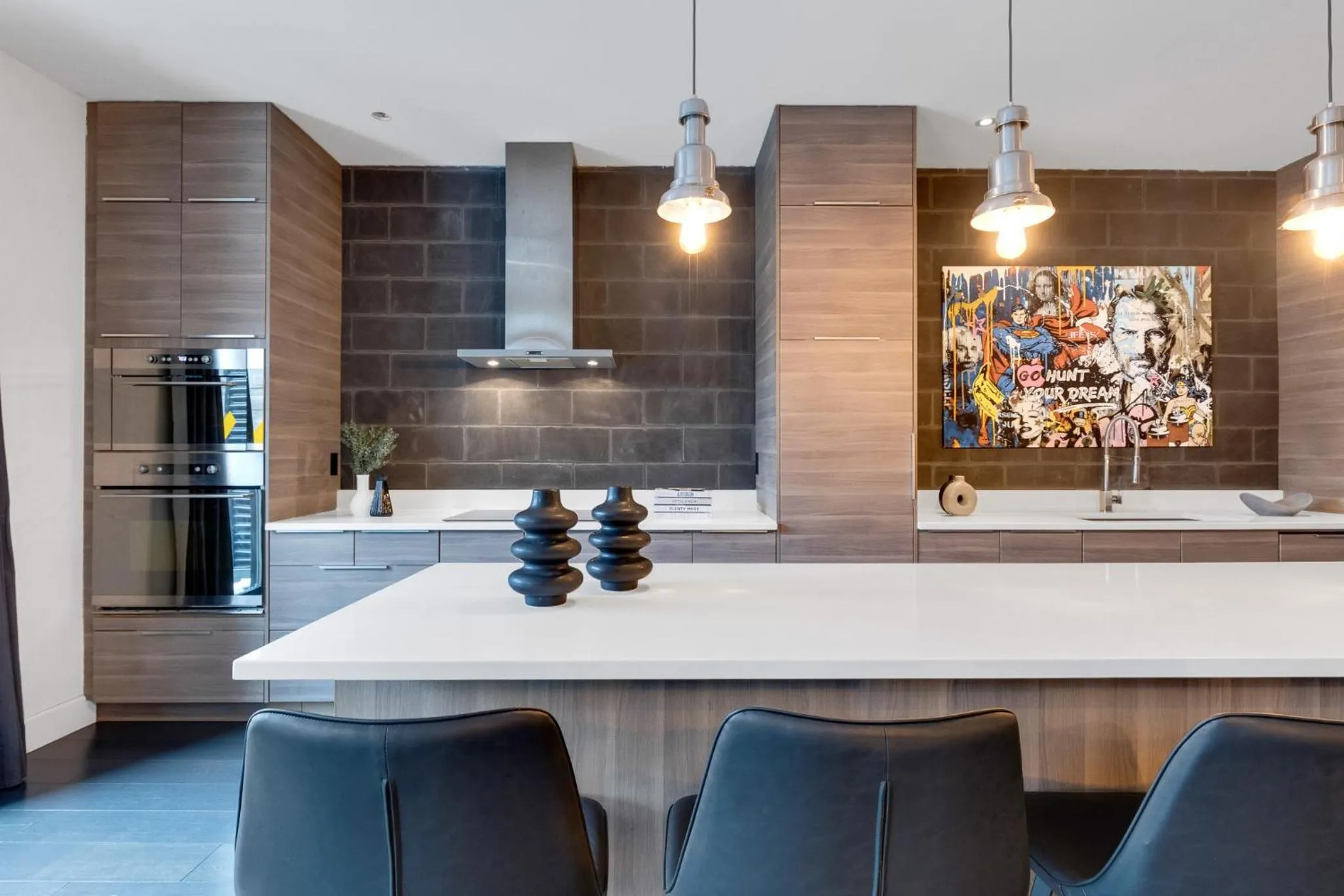 Kitchen or kitchenette in LiV MTL Plato