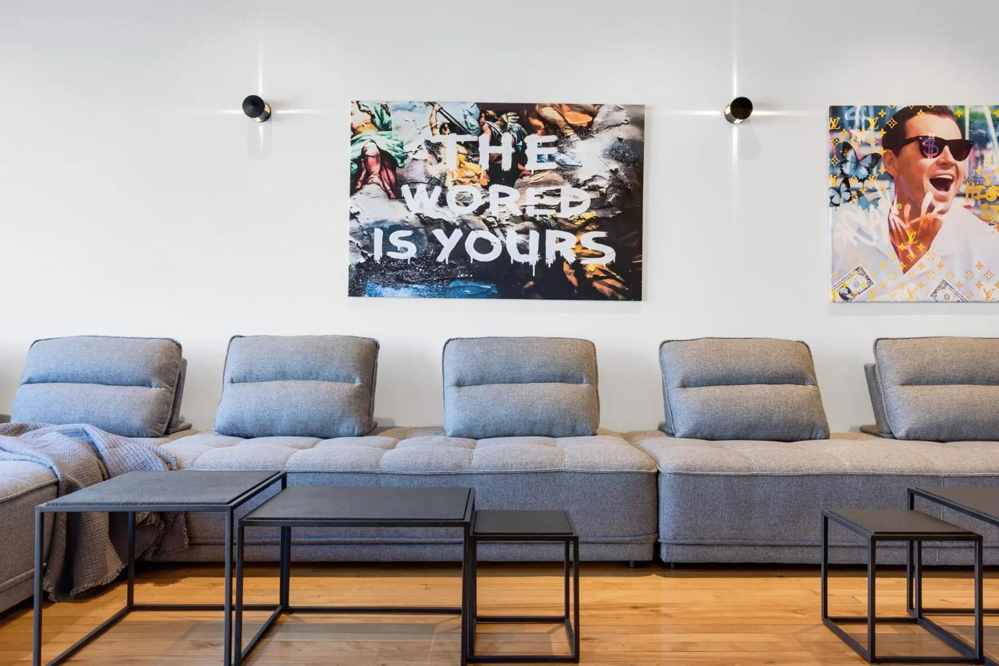 Living room in LiV MTL Plaza