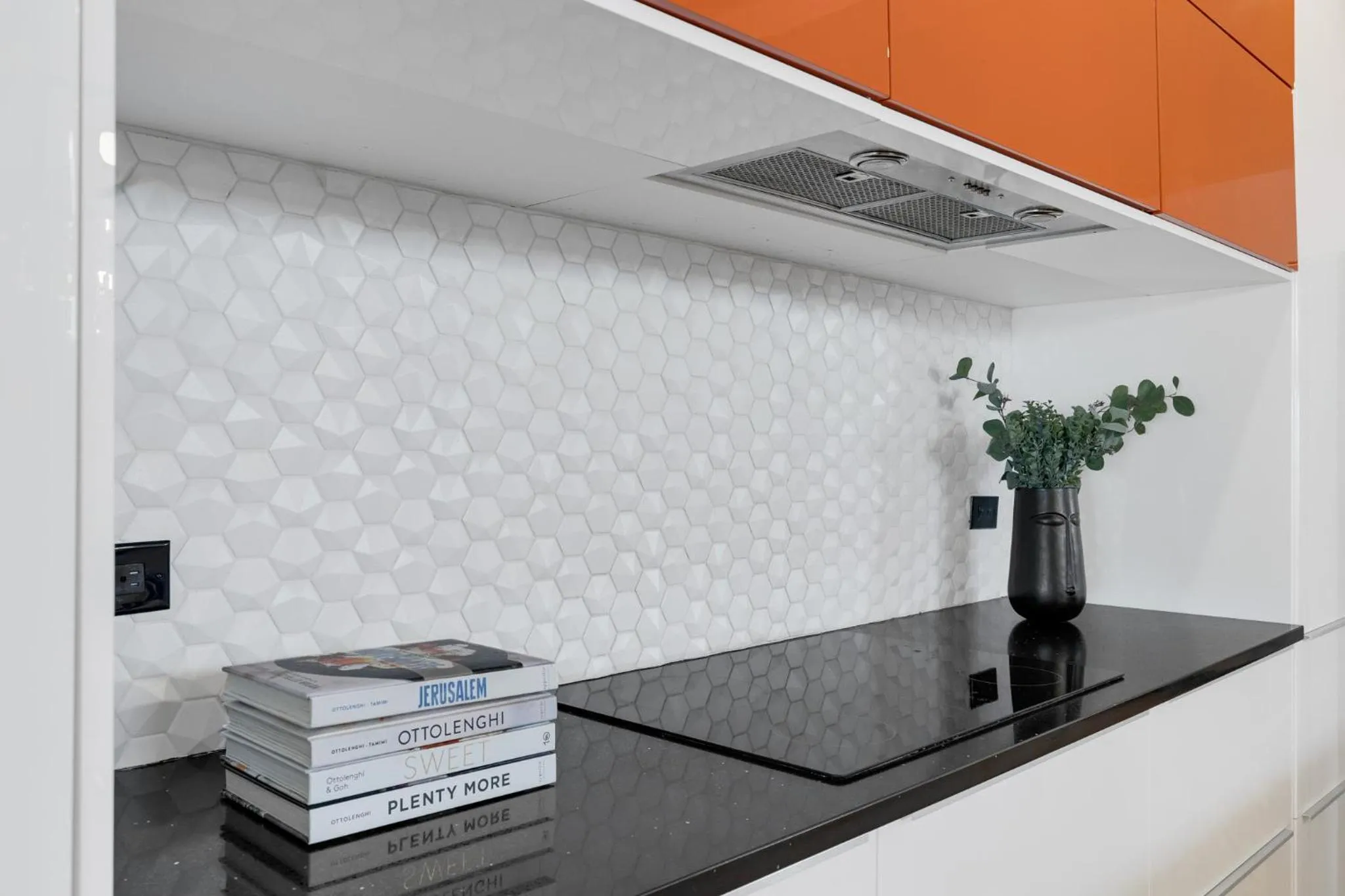 Coffee/tea facilities in LiV MTL Plaza