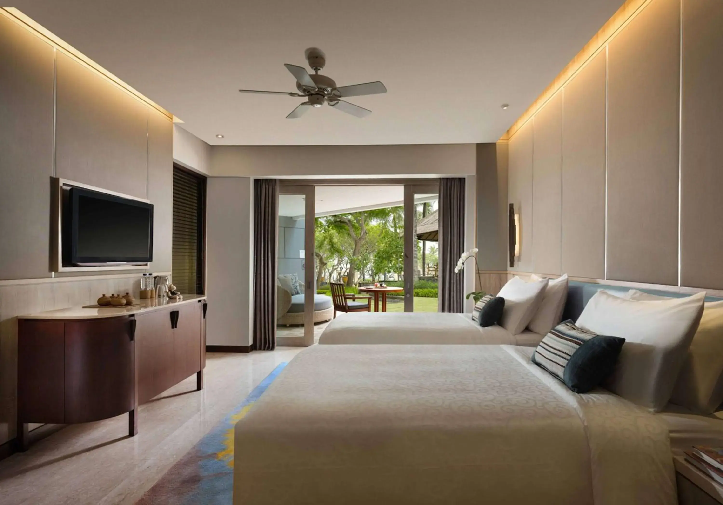 Deluxe Twin Room in Conrad Bali Deluxe Twin Room in Conrad Bali