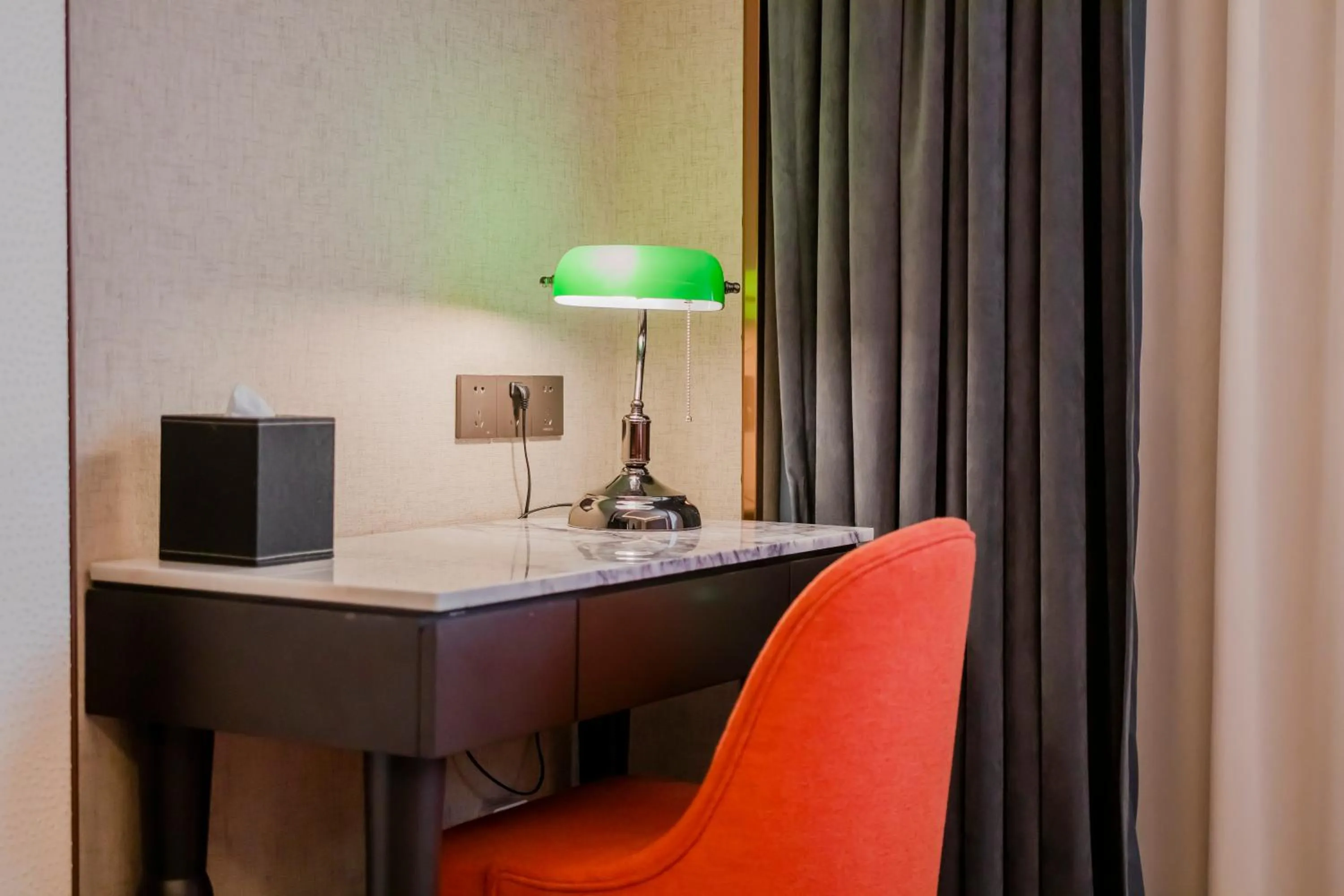 room service in Yitel Premium (Shanghai Nanjing Road Pedestrian Street)