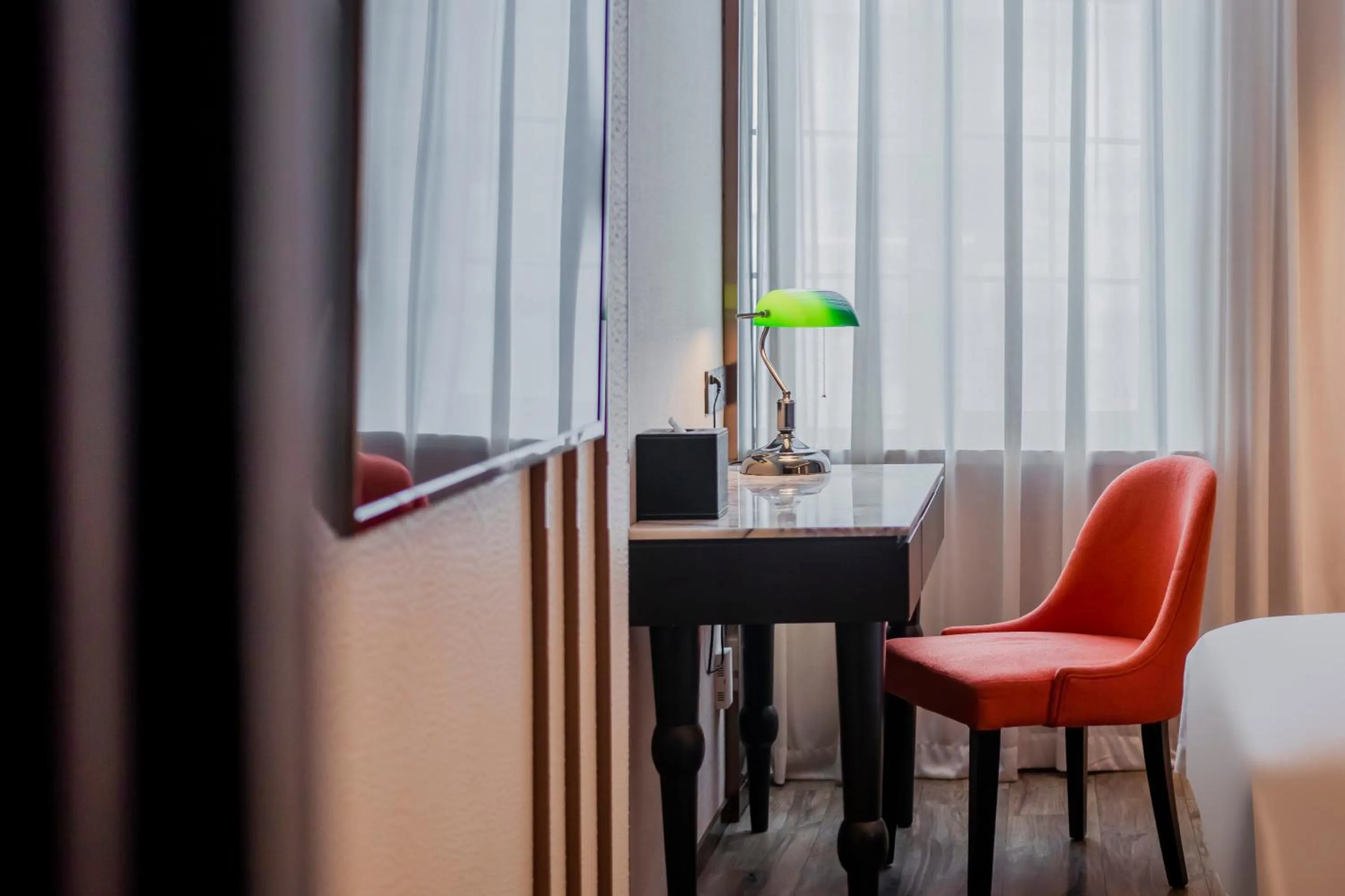 room service in Yitel Premium (Shanghai Nanjing Road Pedestrian Street)