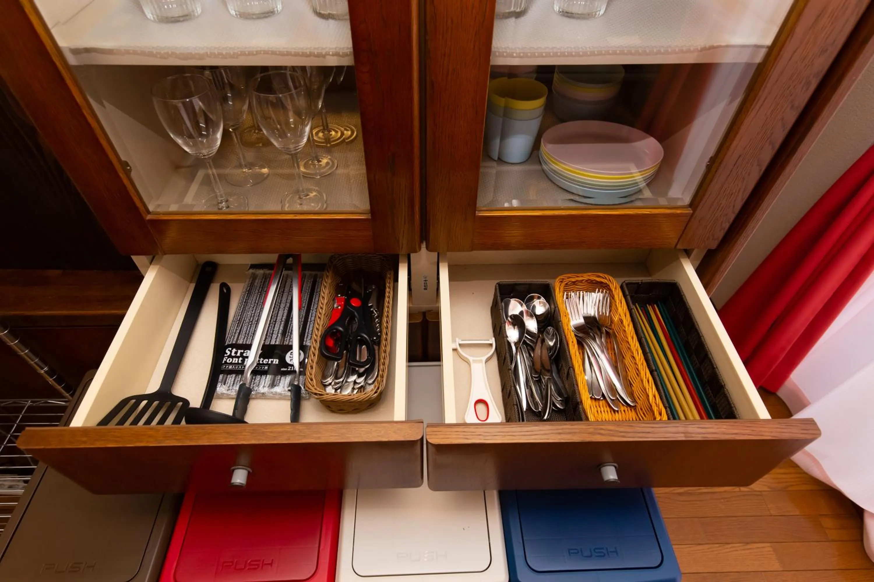 Kitchen or kitchenette in Crest Daikoku Owner's room -vacation rental-