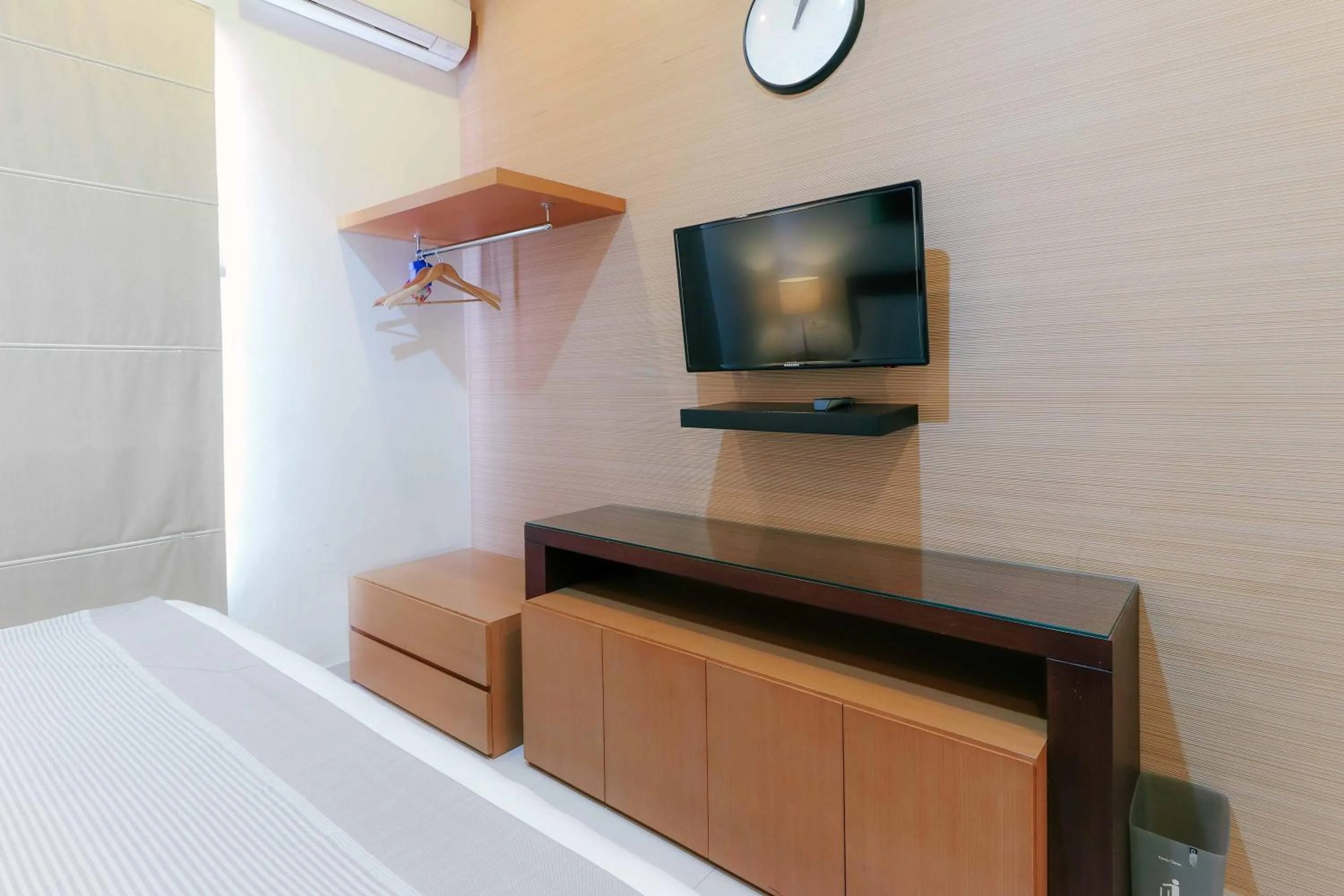 TV and multimedia in HOME Guesthouse