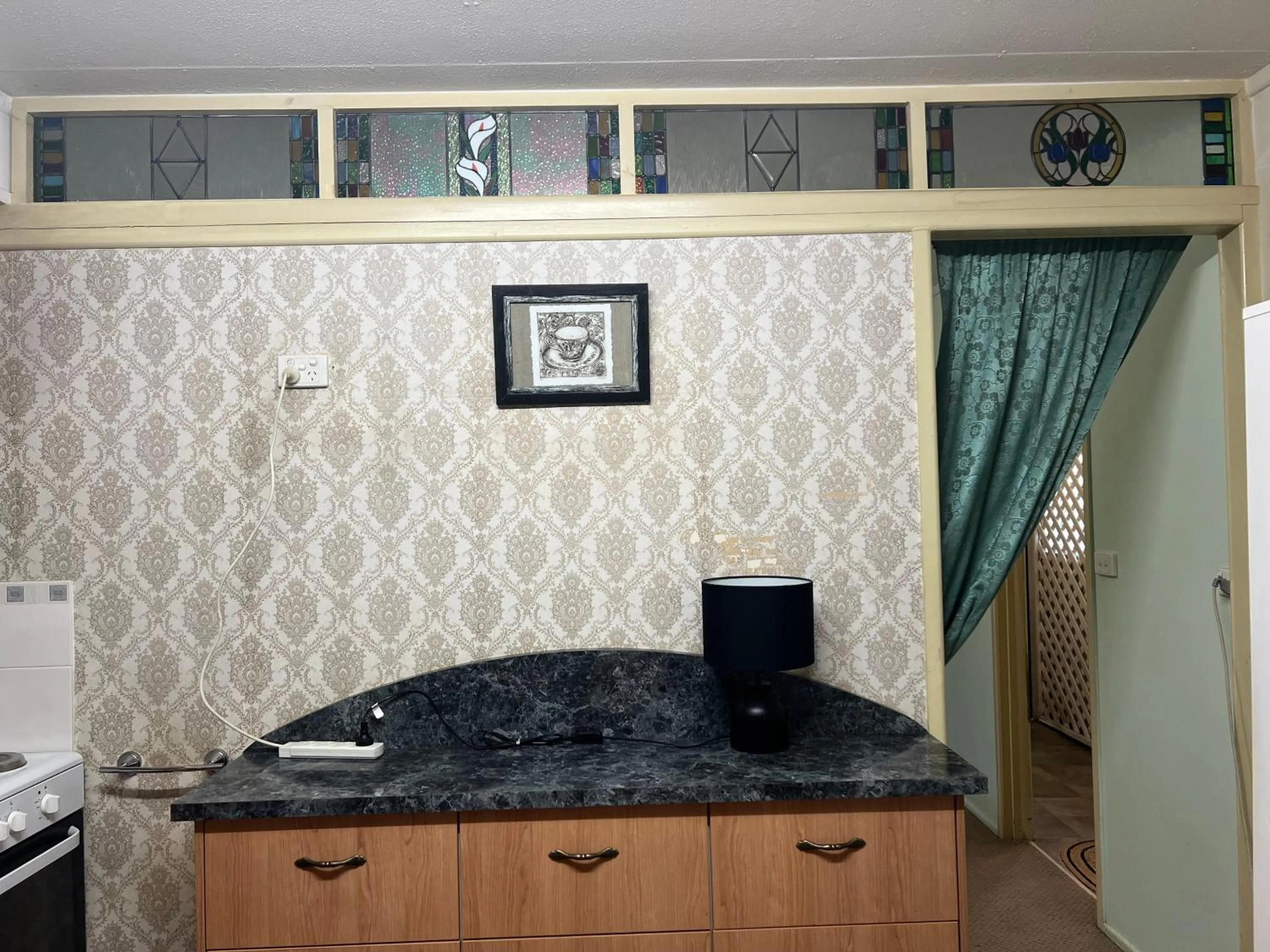 Kitchen or kitchenette in XYL Holiday Inn