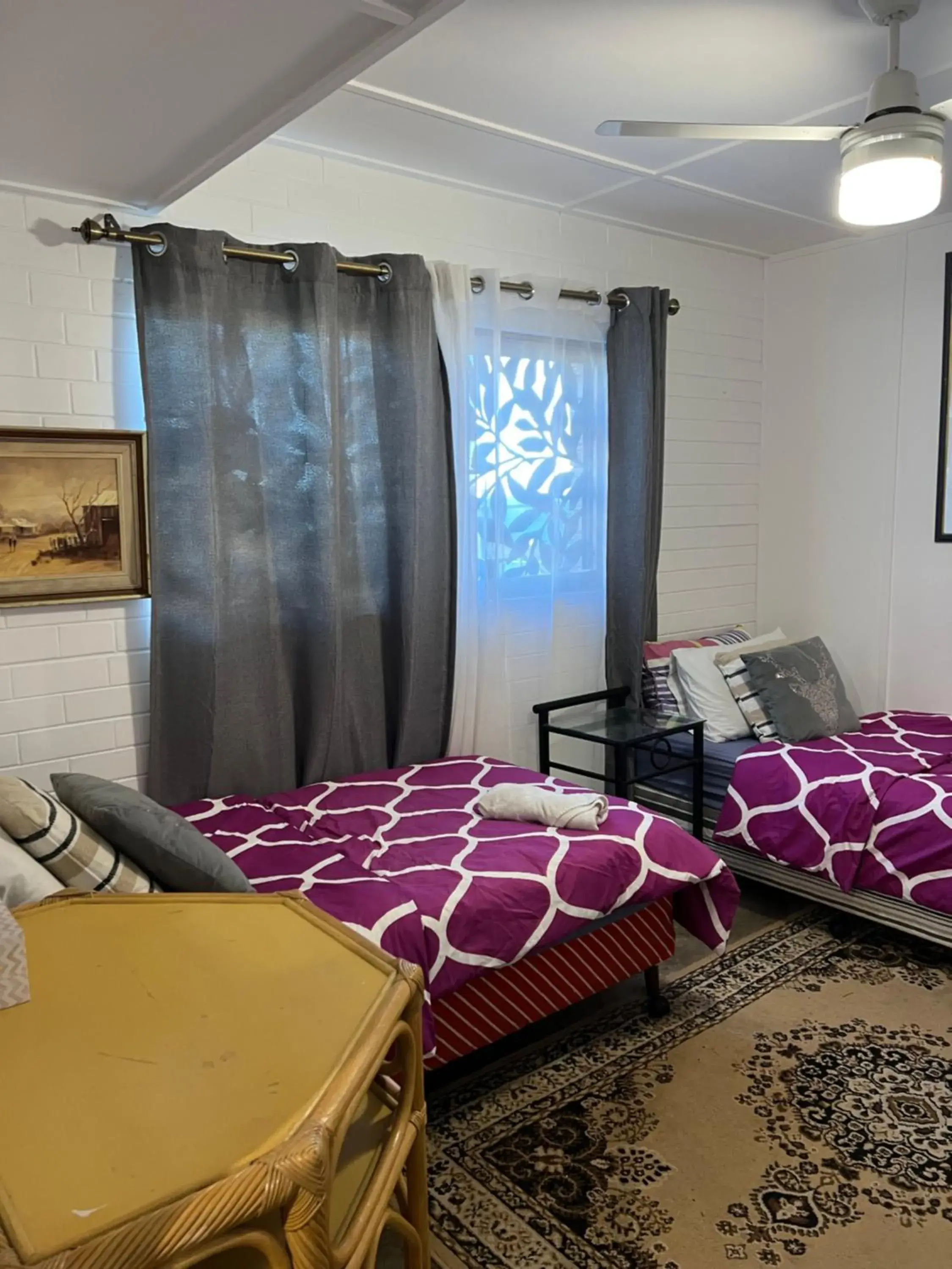 Deluxe Twin Room in XYL Holiday Inn Deluxe Twin Room in XYL Holiday Inn