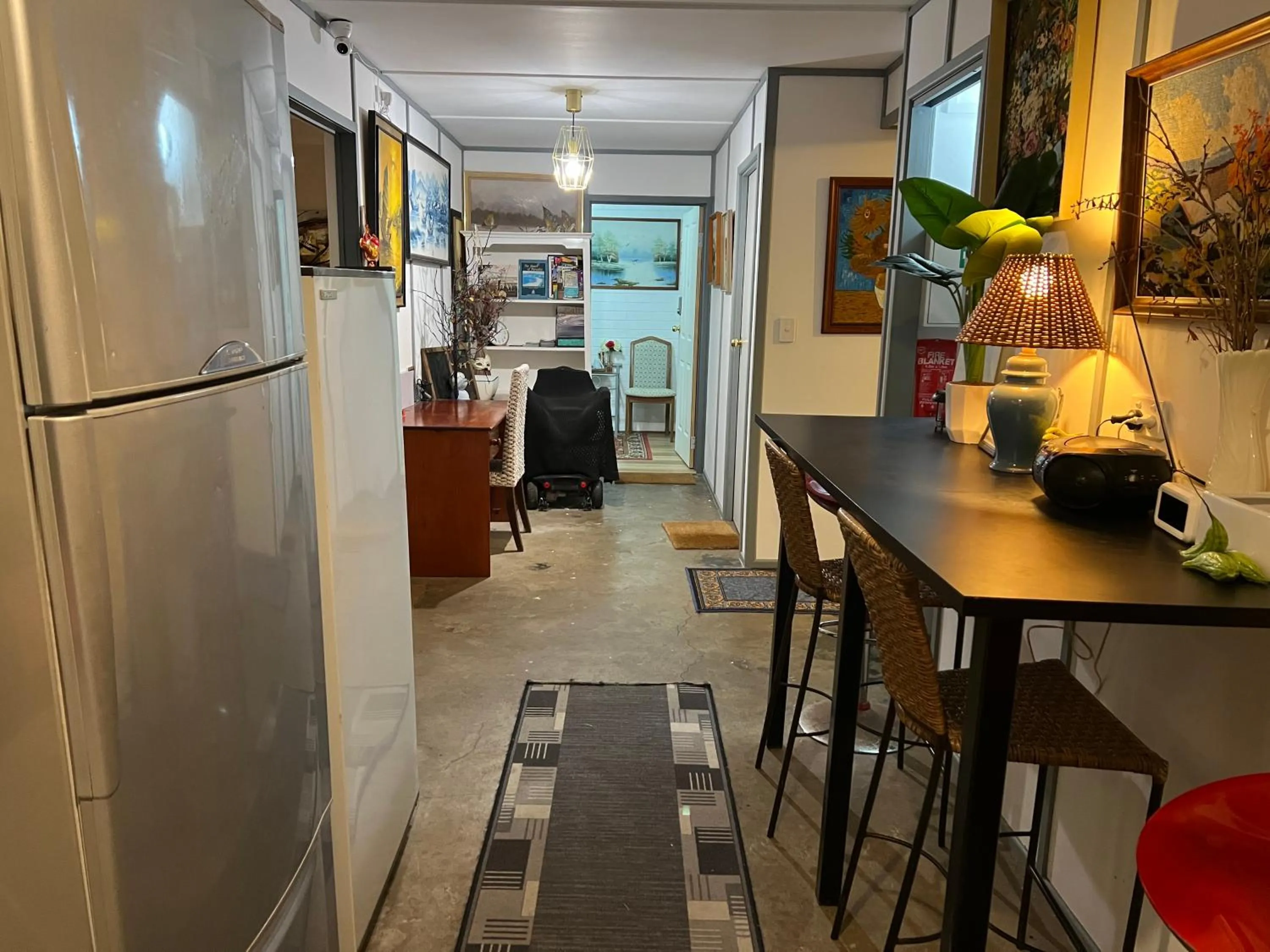 Kitchen or kitchenette in XYL Holiday Inn