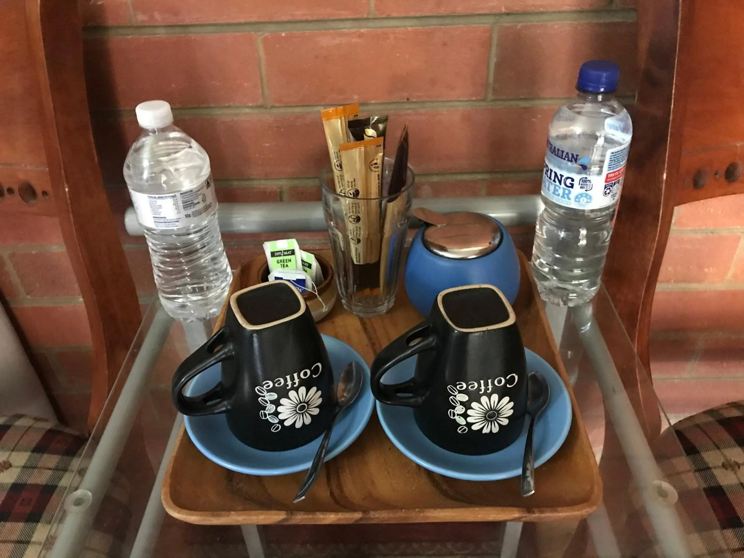 Coffee/tea facilities in XYL Holiday Inn