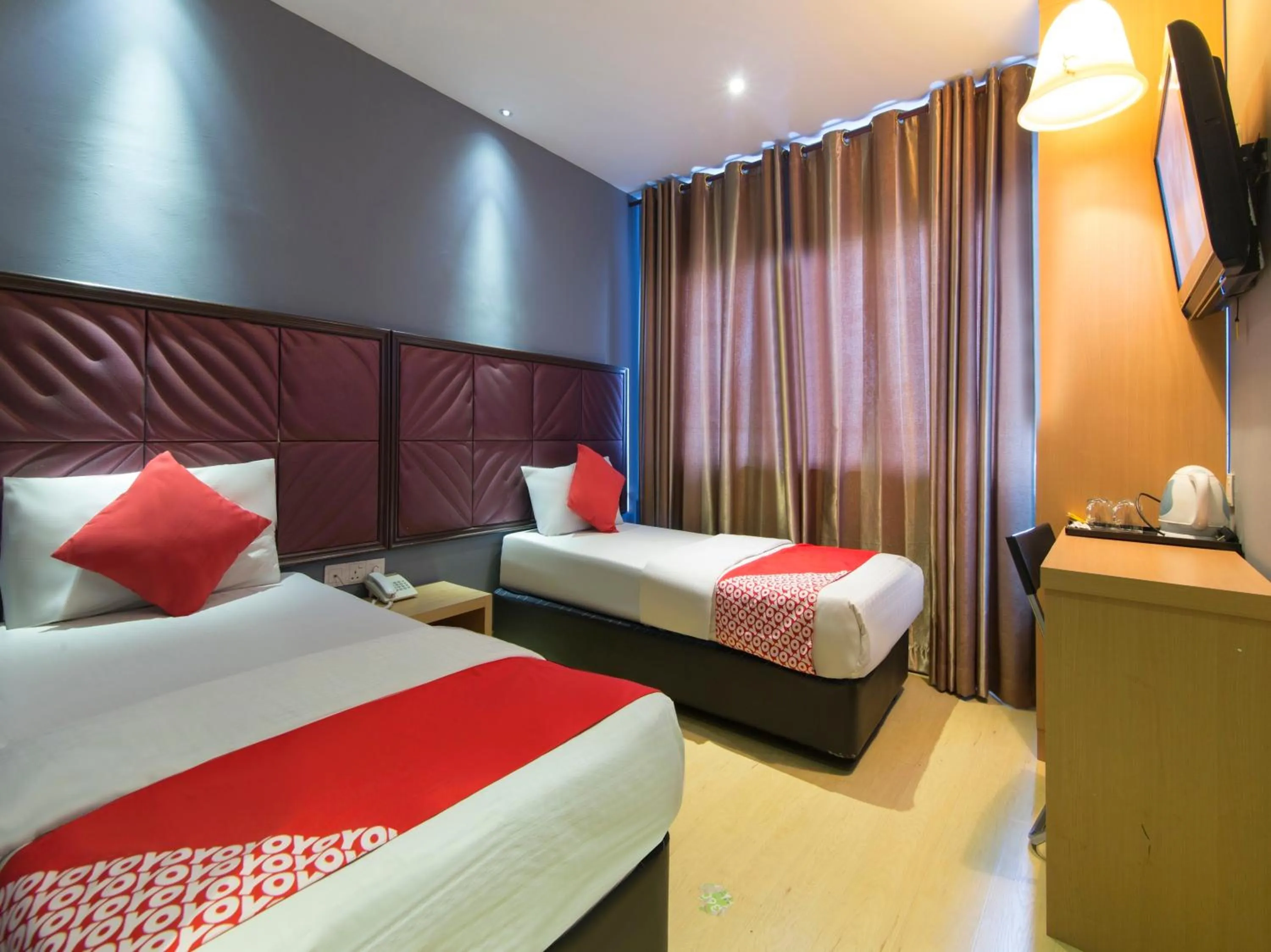 Bedroom, Bed in Super OYO 763 Tazara Hotel